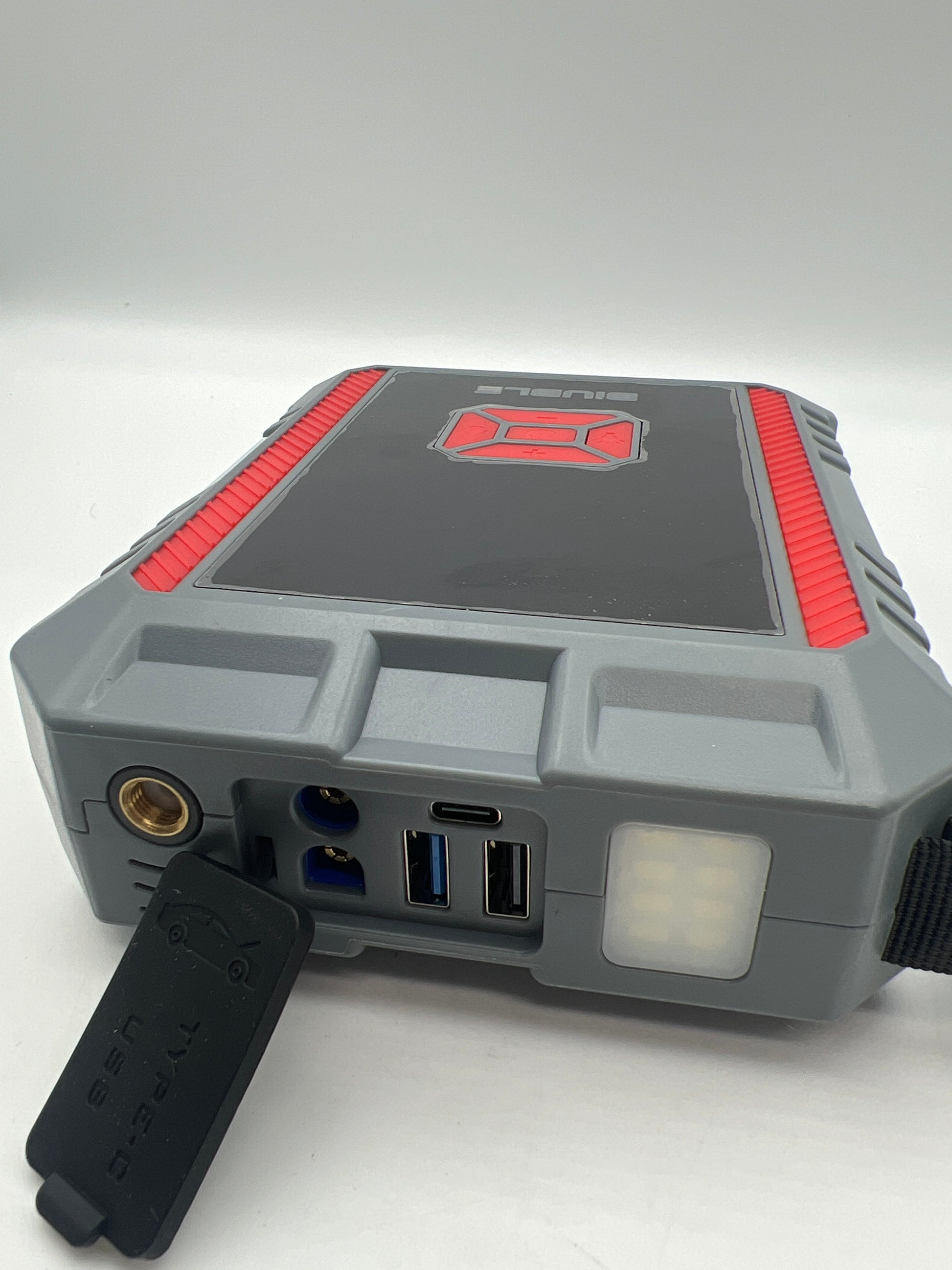 8000A Jump Starter with Air Compressor