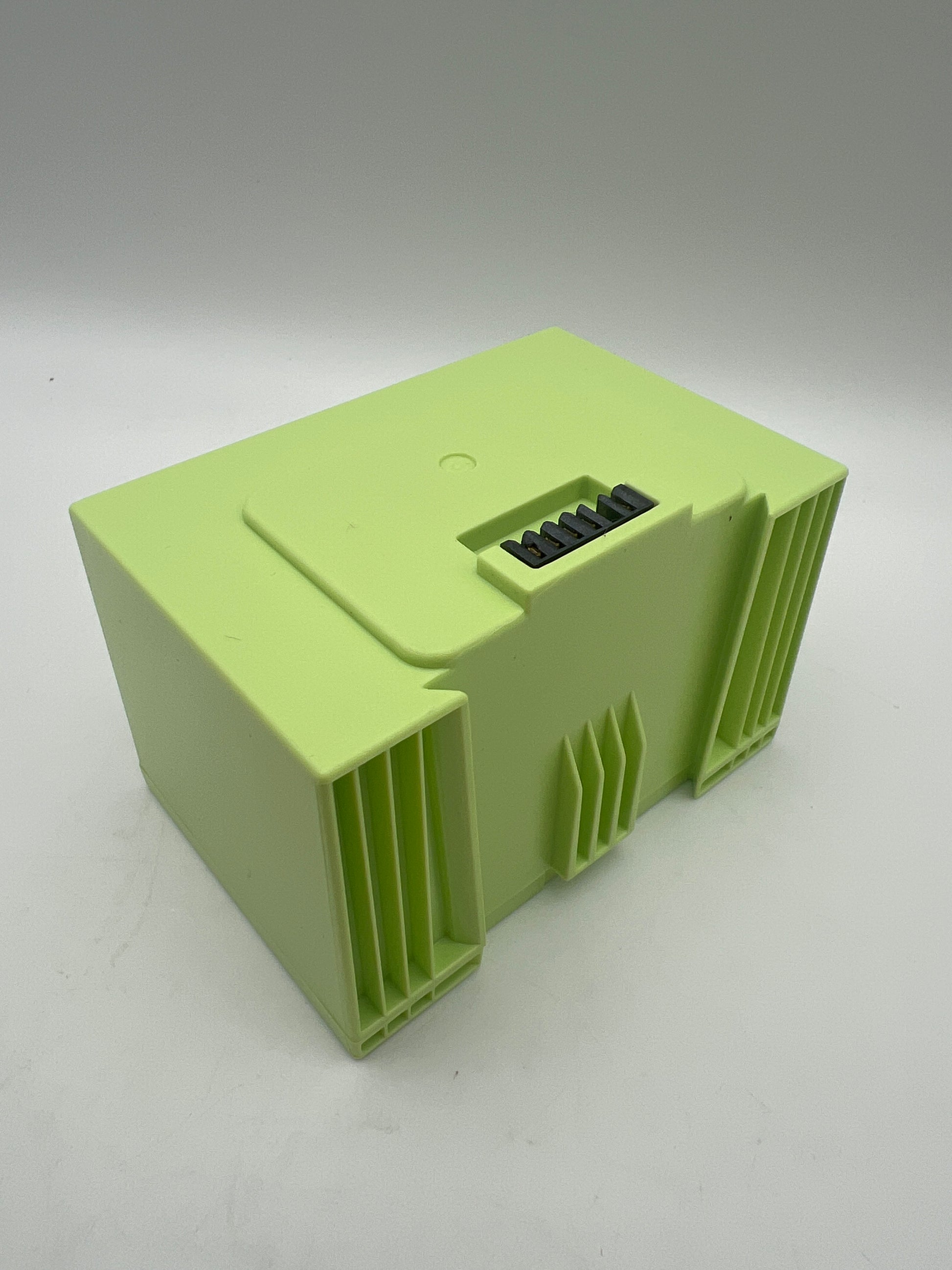 Roomba e series battery
