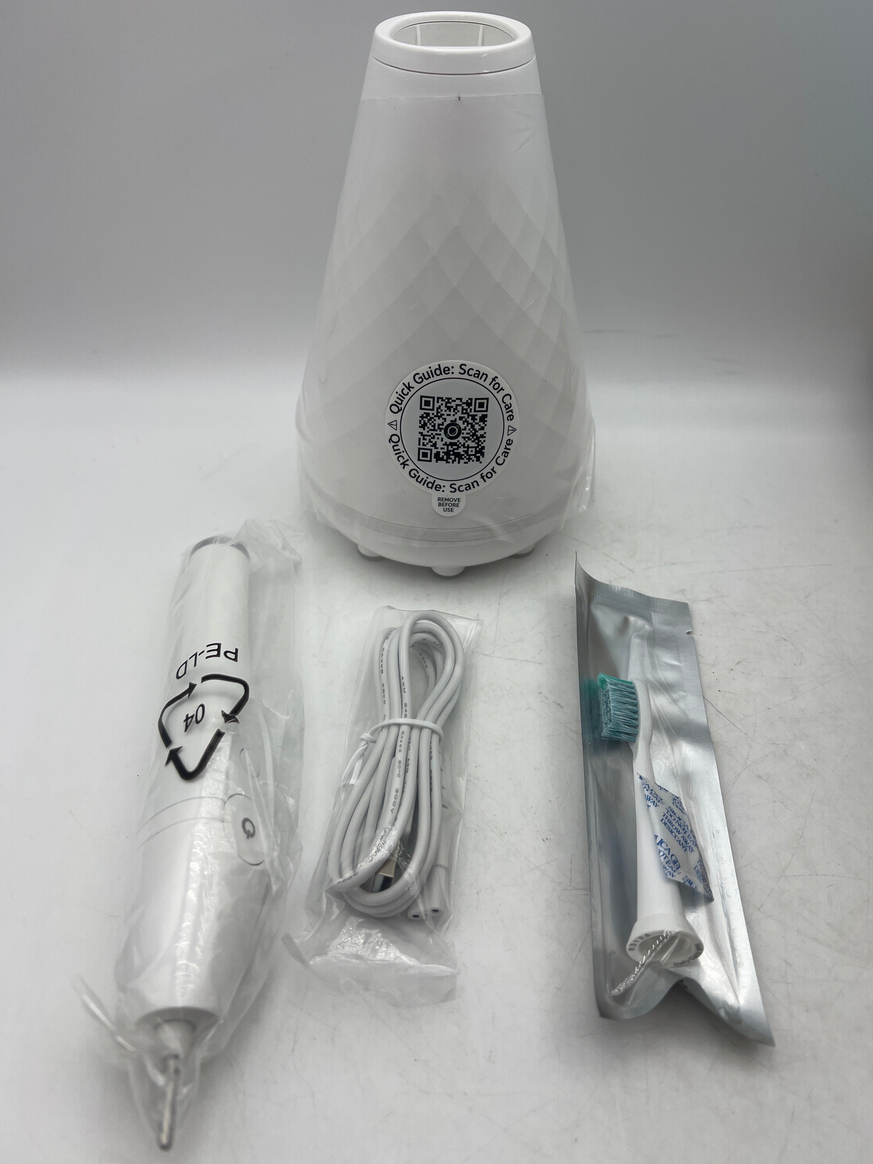 Tao Clean UV Sanitizing Sonic Toothbrush and Cleaning Station