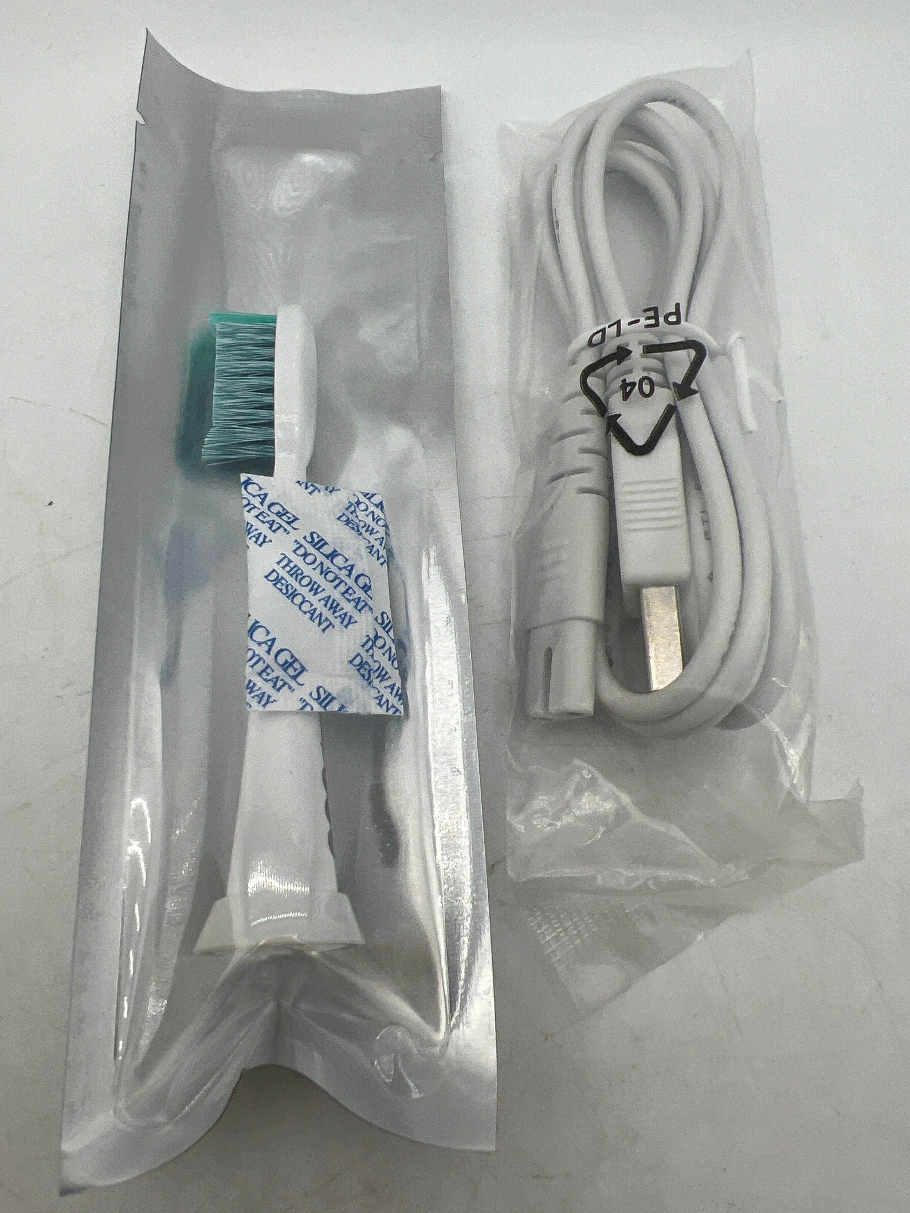 Tao Clean electric toothbrush with dual speed settings