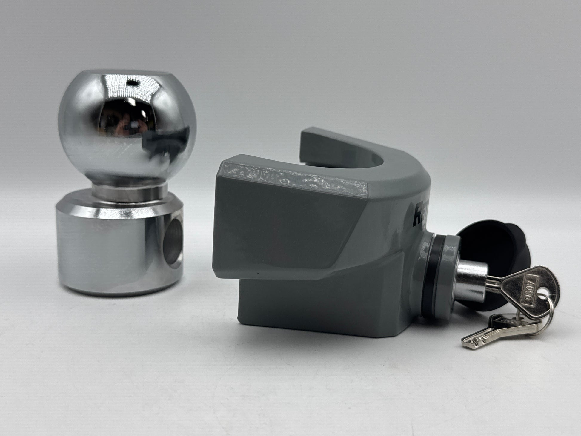 RETRUE Trailer Lock for 2 5/16" Ball Coupler