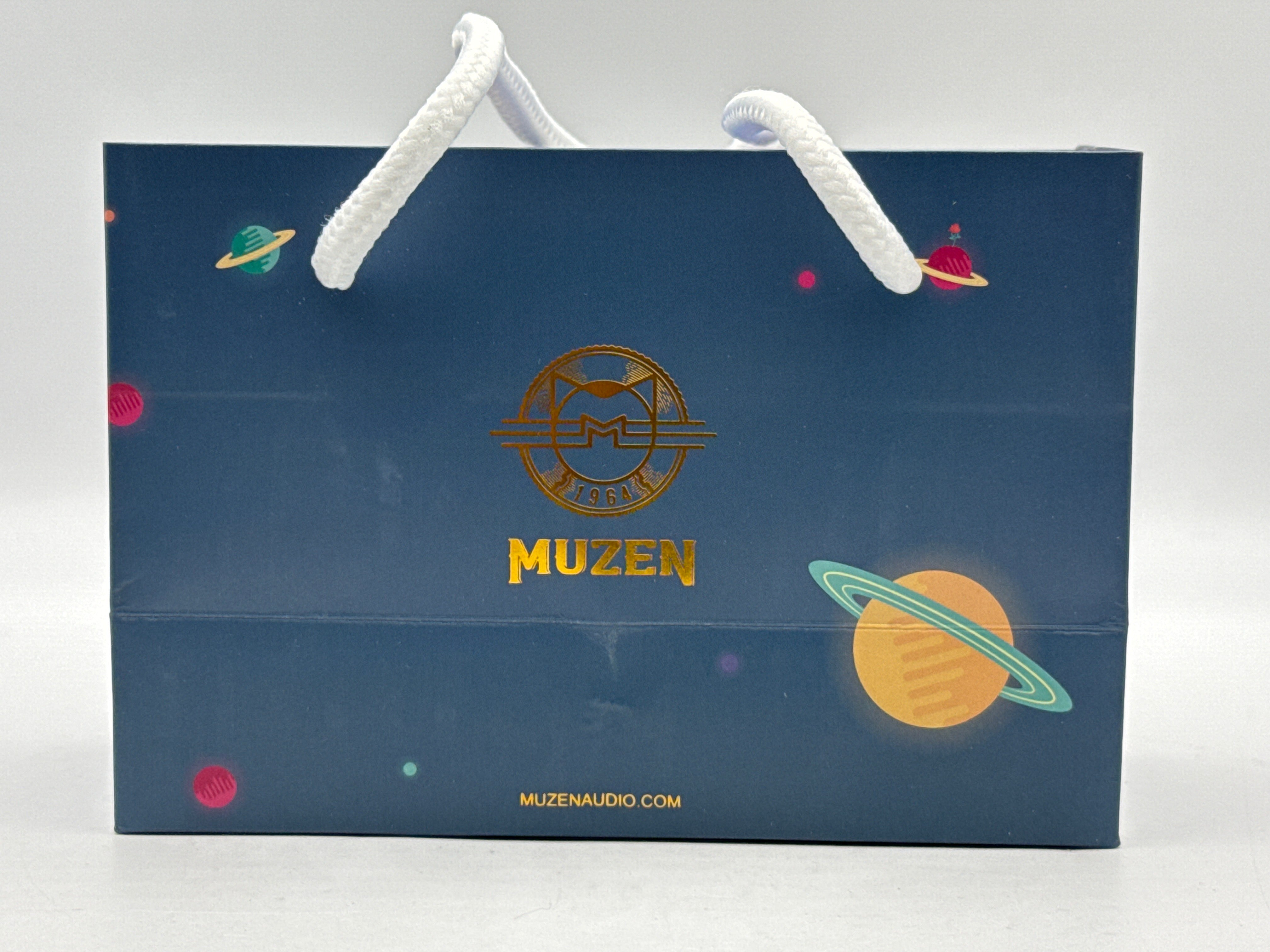 Retro Metal Wireless Speaker