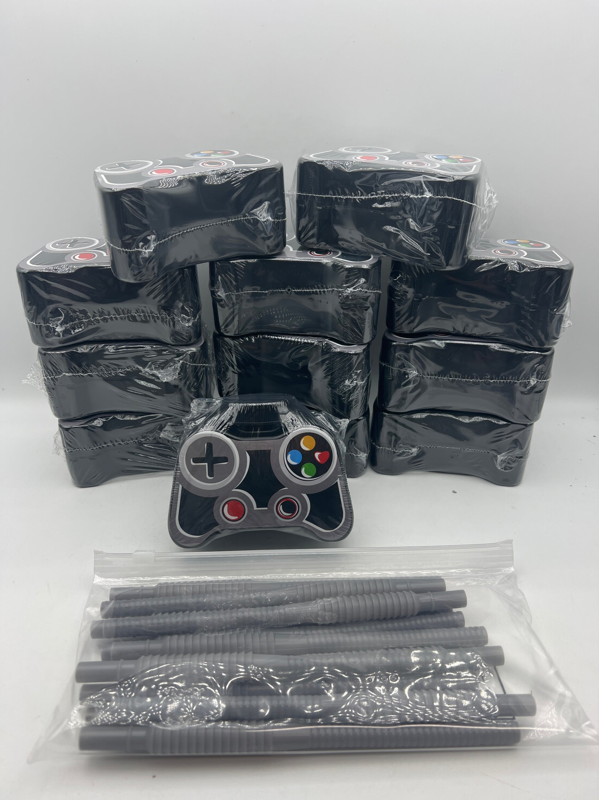 Mifoci 12 Pcs Plastic Video Gaming Cups with Straw and Lid 10oz