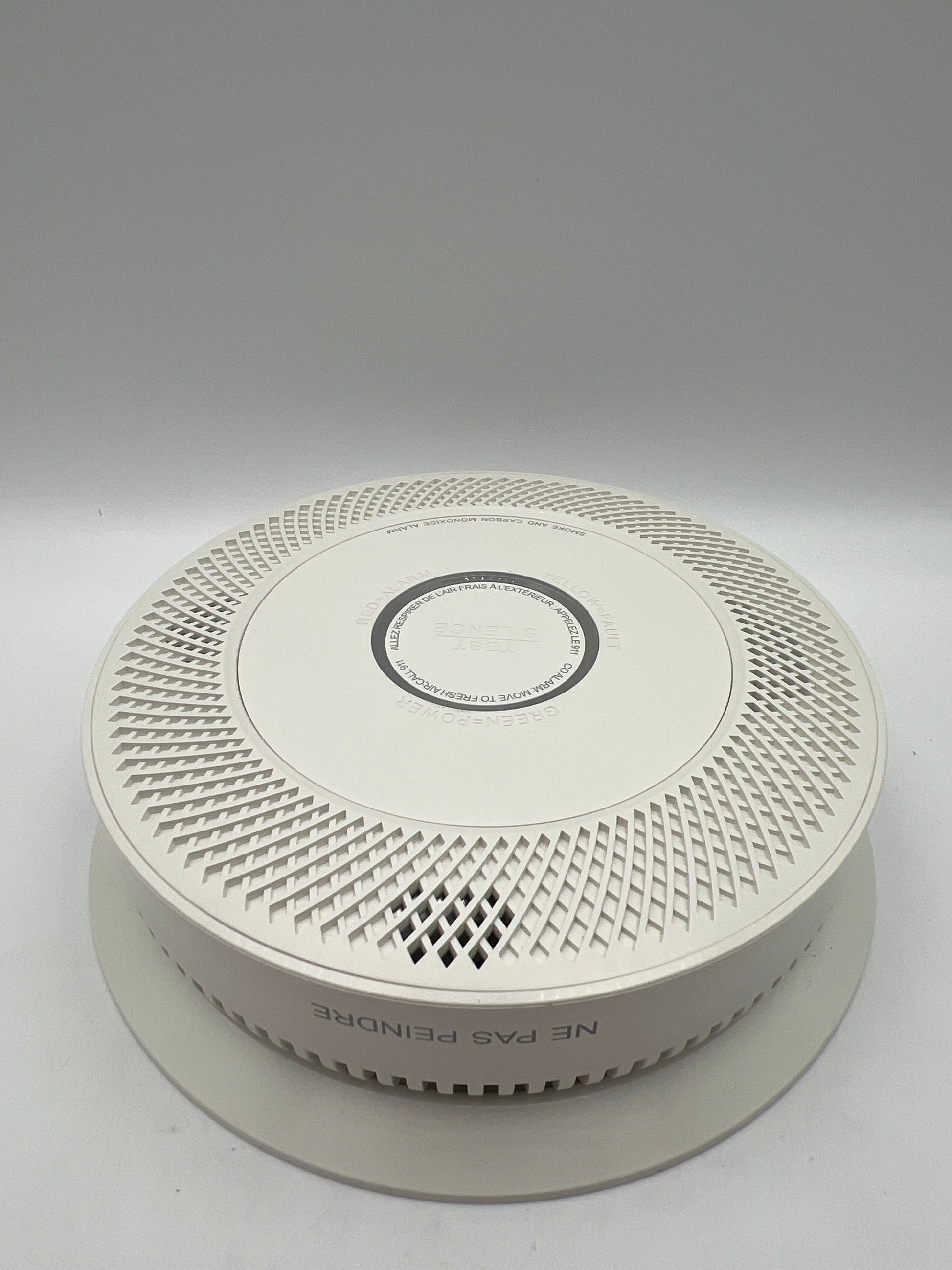 Hardwired Smoke and CO Alarm with Battery Backup