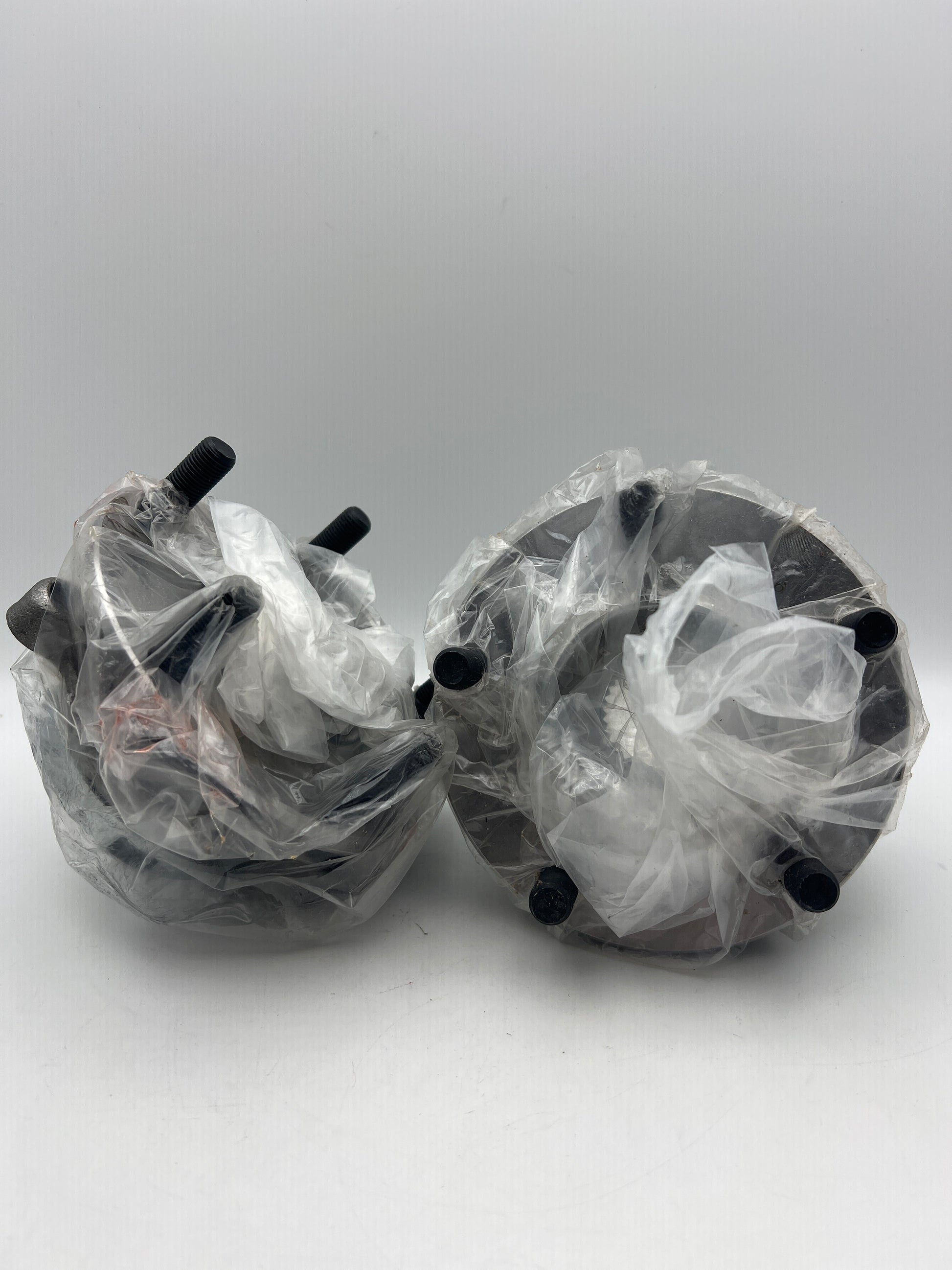 KUSATEC 513296 Front Wheel Hub and Bearing Assembly