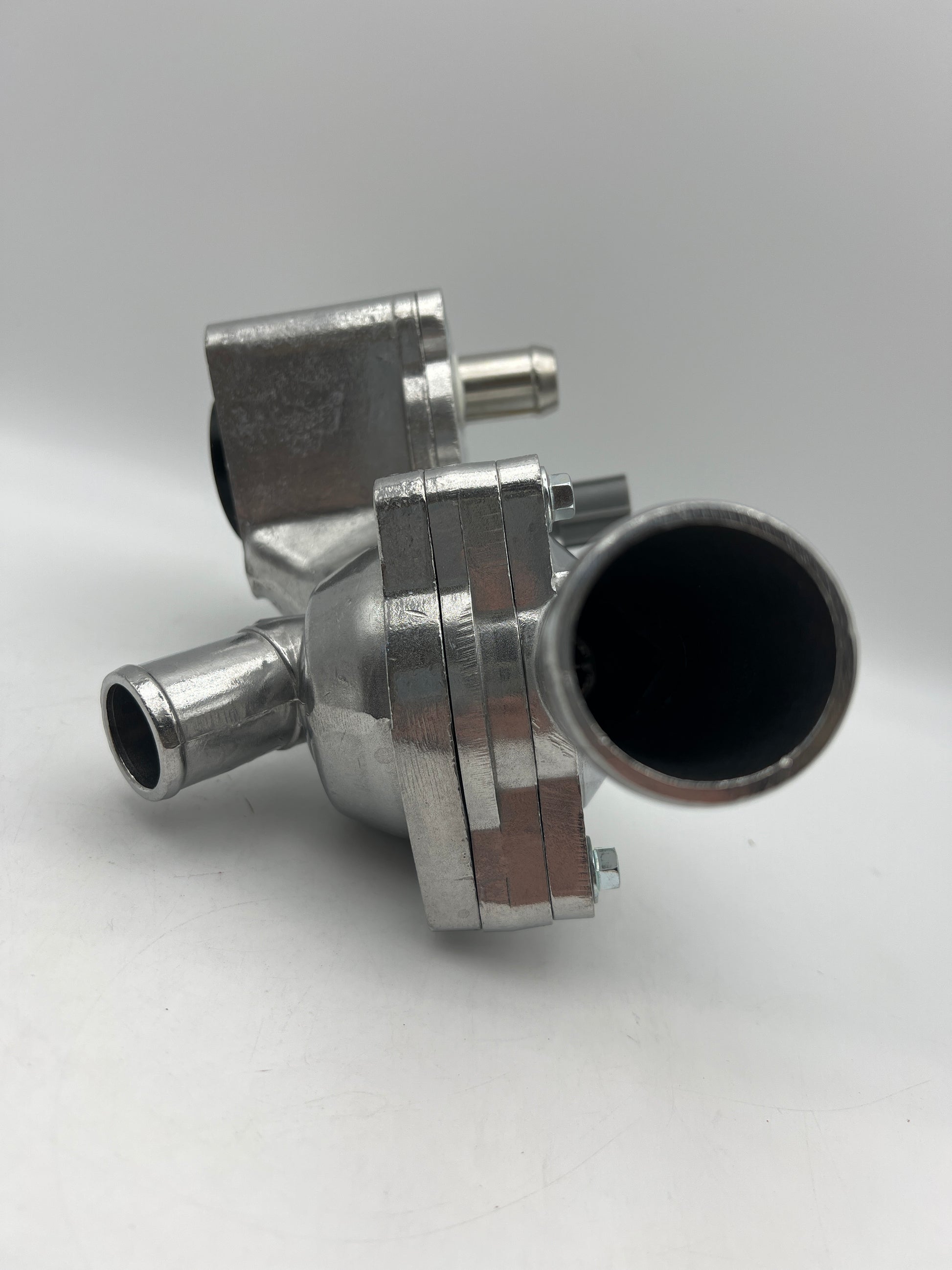 Upgraded Aluminum Thermostat Housing Assembly for 2005-2010 Ford Mustang