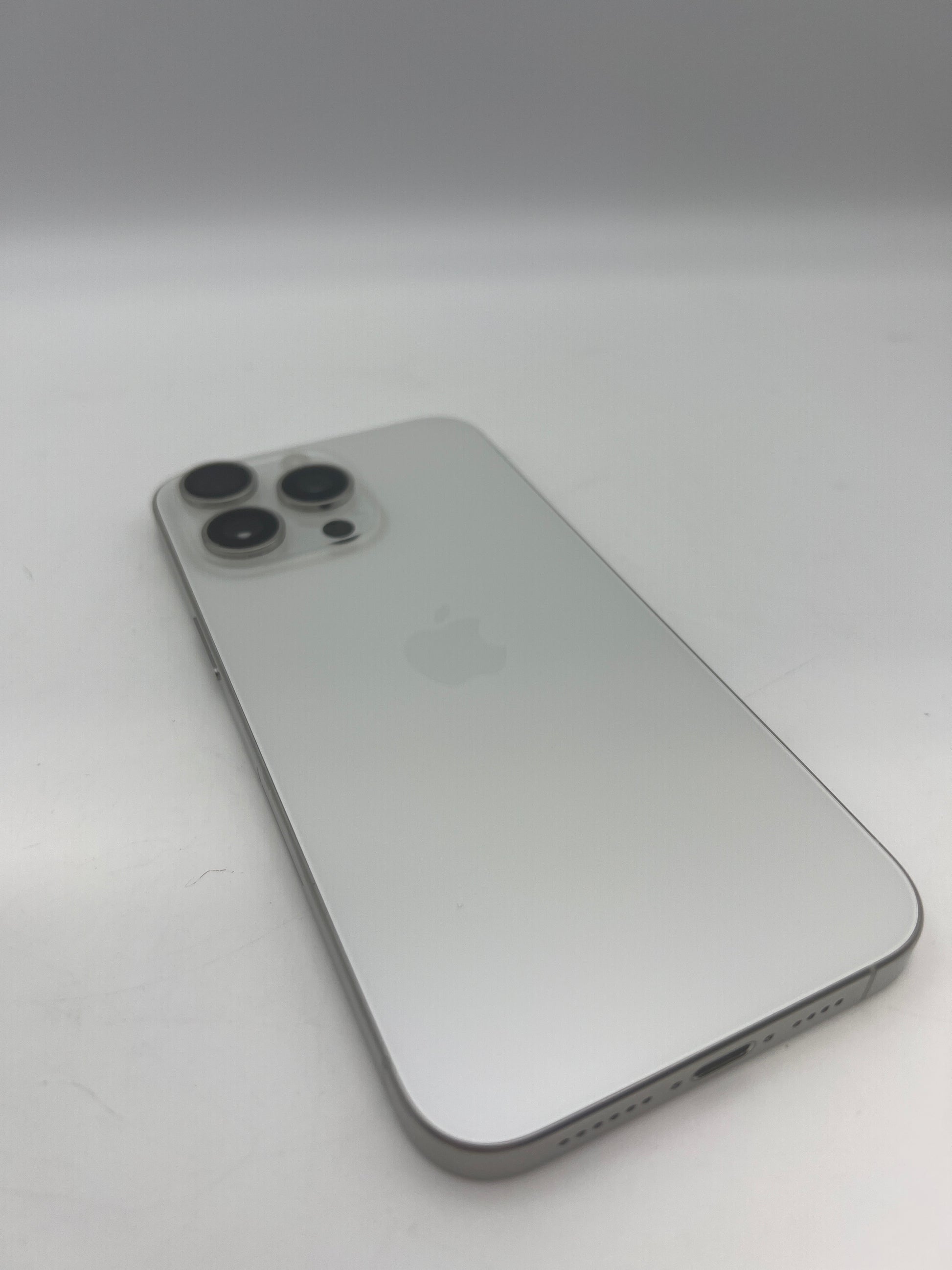 Apple iPhone 15 Pro Max 512GB White Titanium - Unlocked (Renewed)