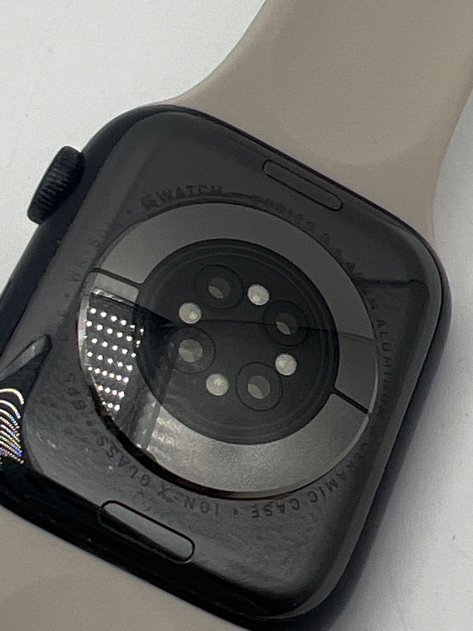 Apple Watch Series 9 Starlight Sport Band M/L