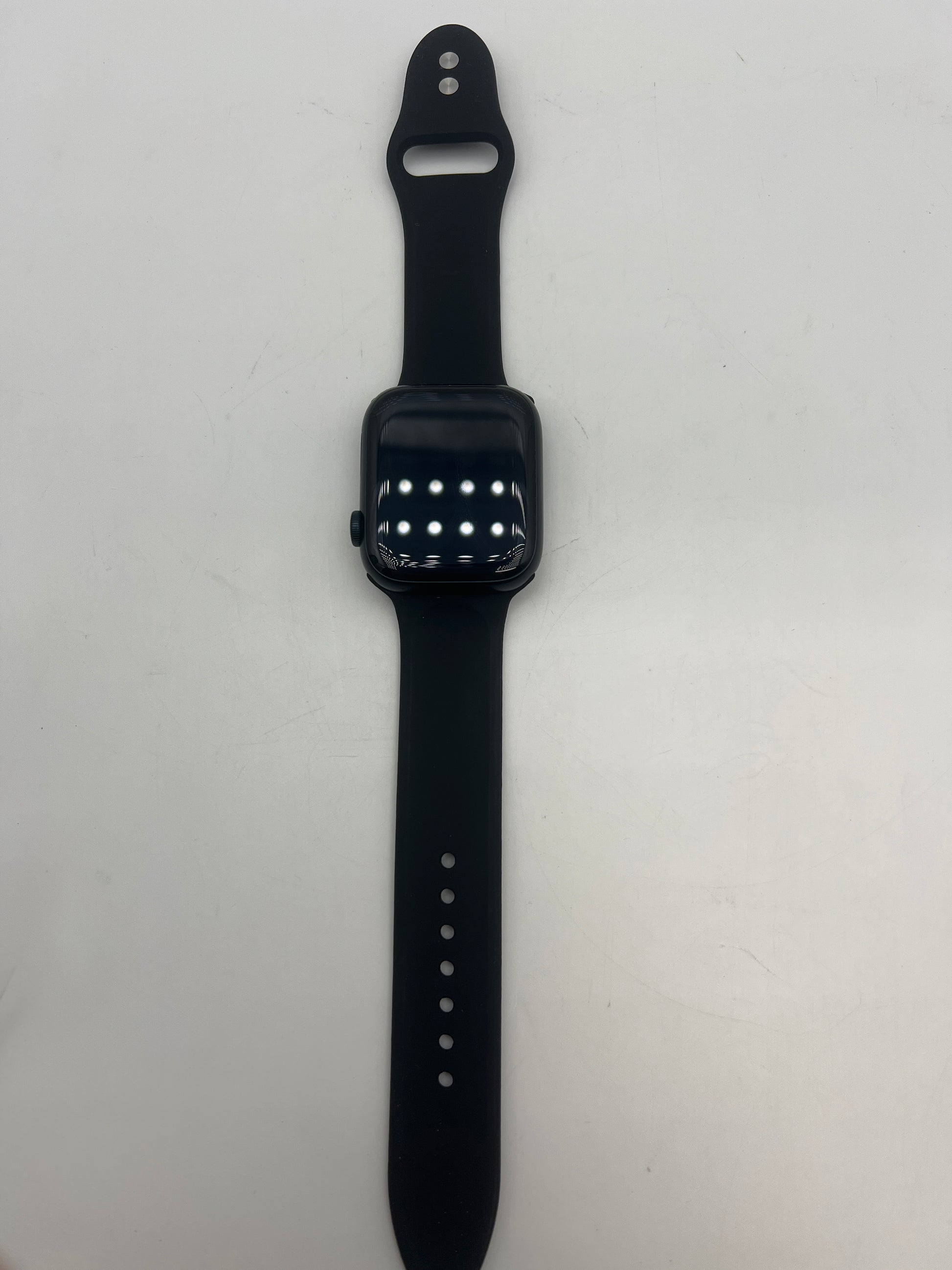 Apple Watch 45mm Renewed Premium