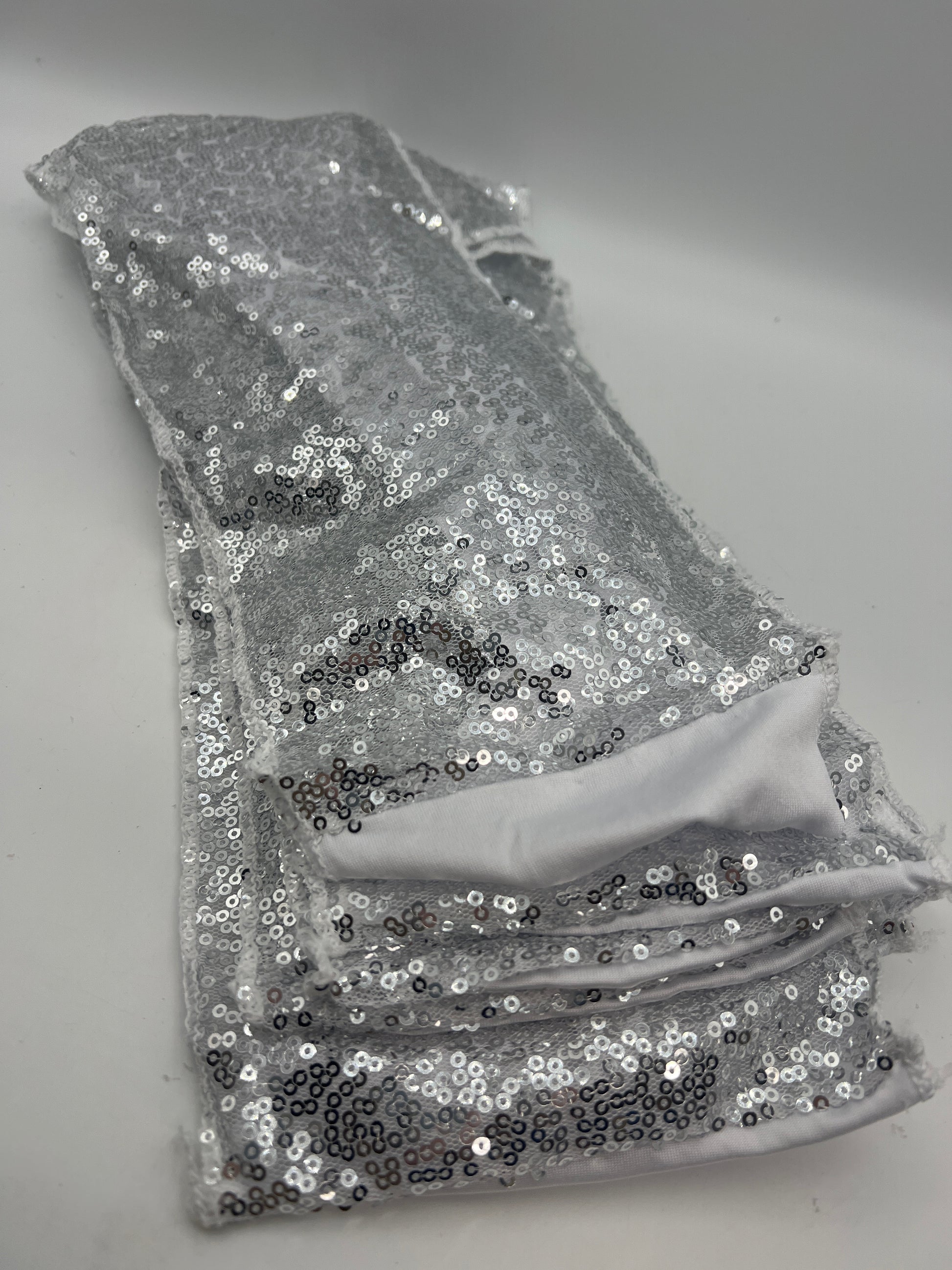 Newwiee Sequin Chair Bows