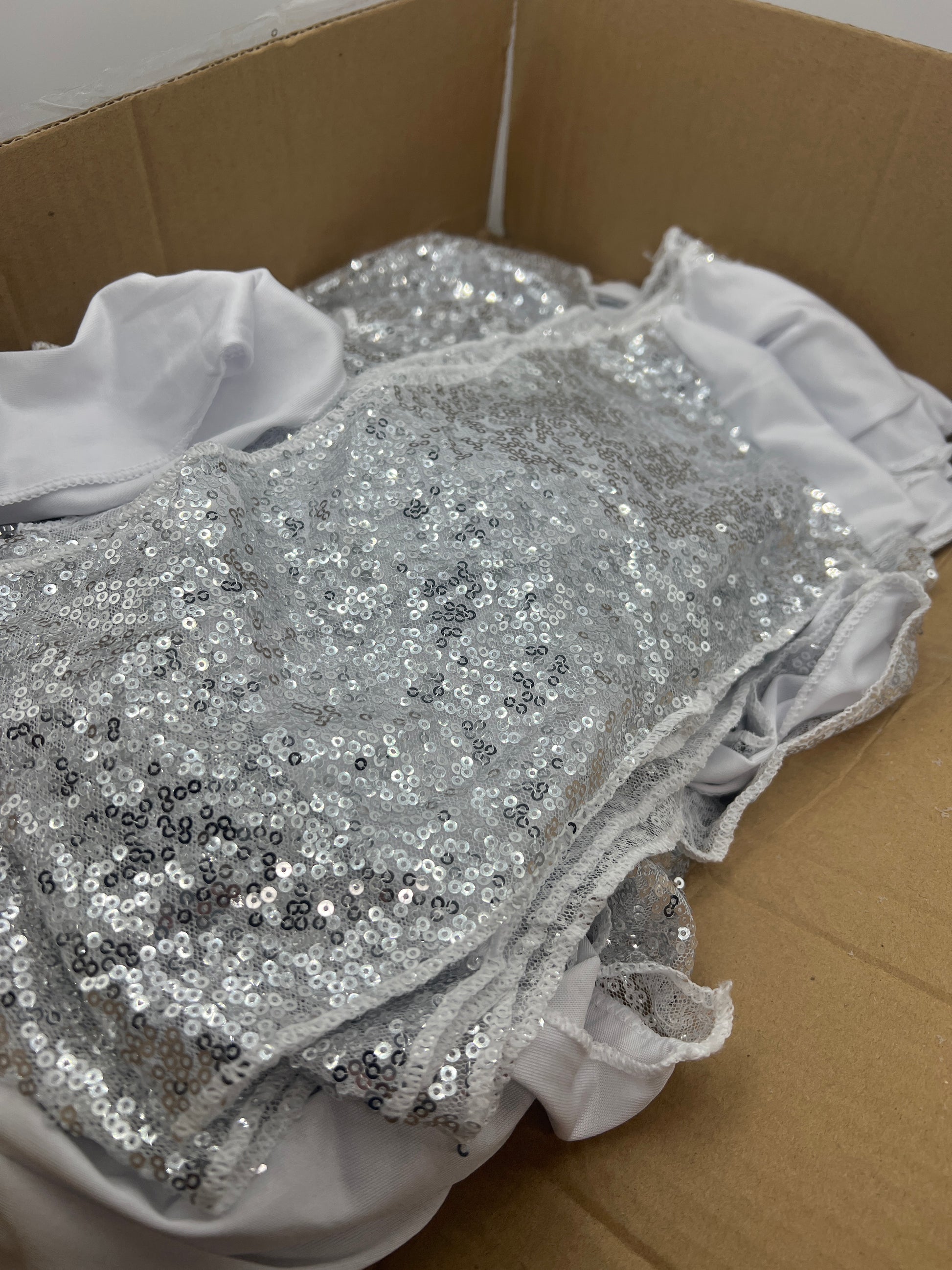 Newwiee Silver Table Runners