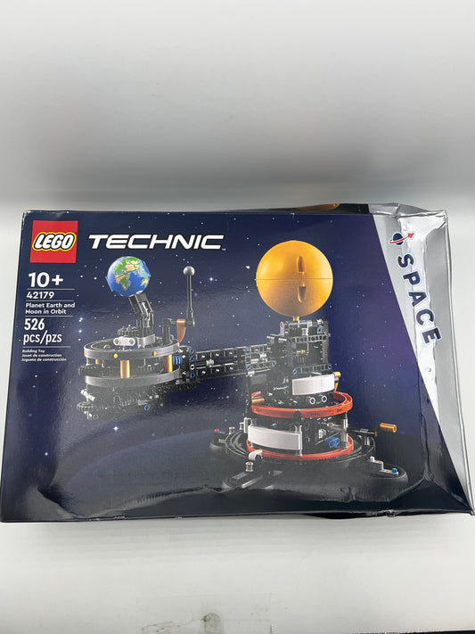 LEGO Technic Planet Earth and Moon in Orbit Building Set