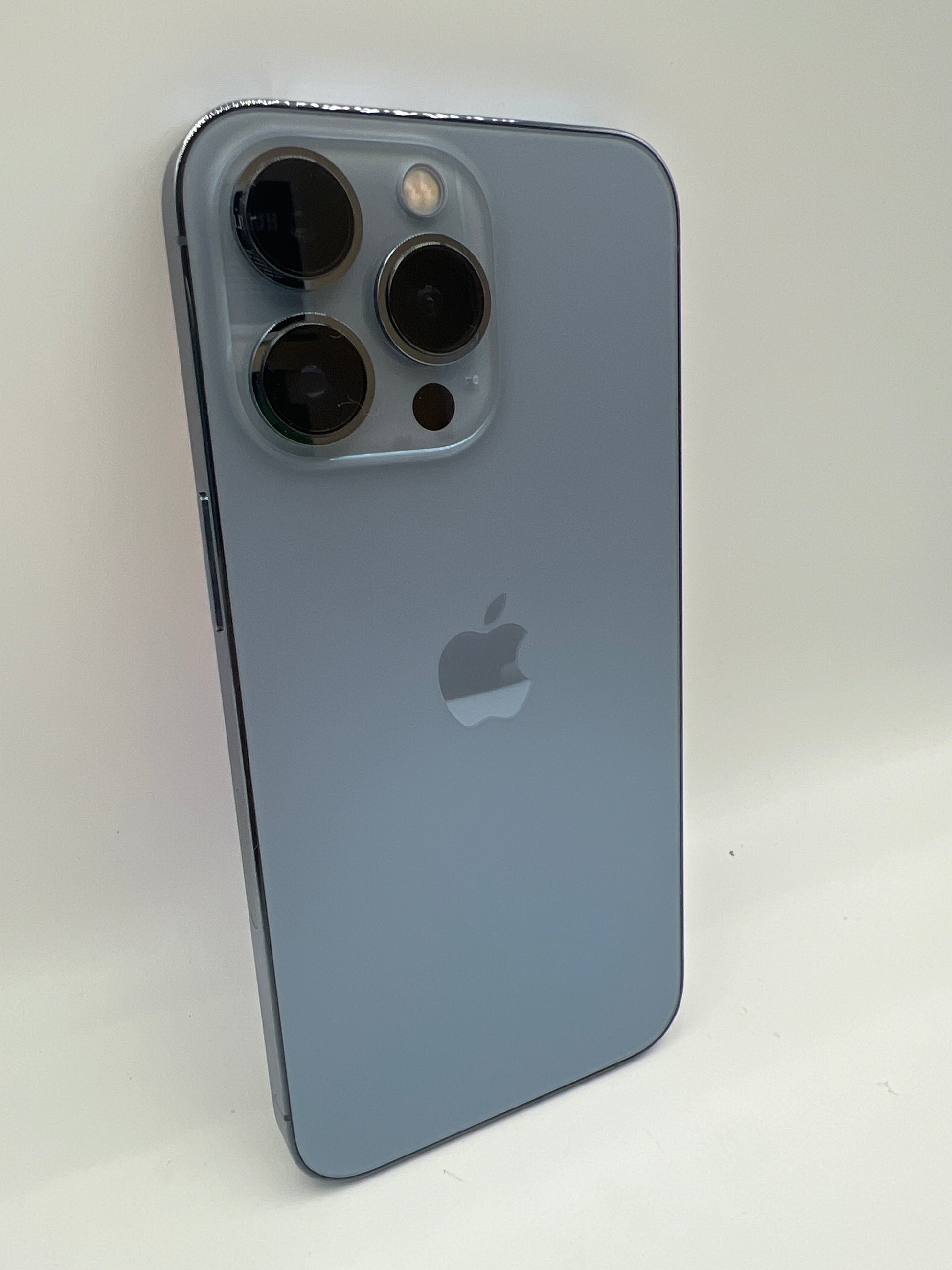Apple iPhone 13 Pro 256GB Sierra Blue - Unlocked (Renewed Premium)