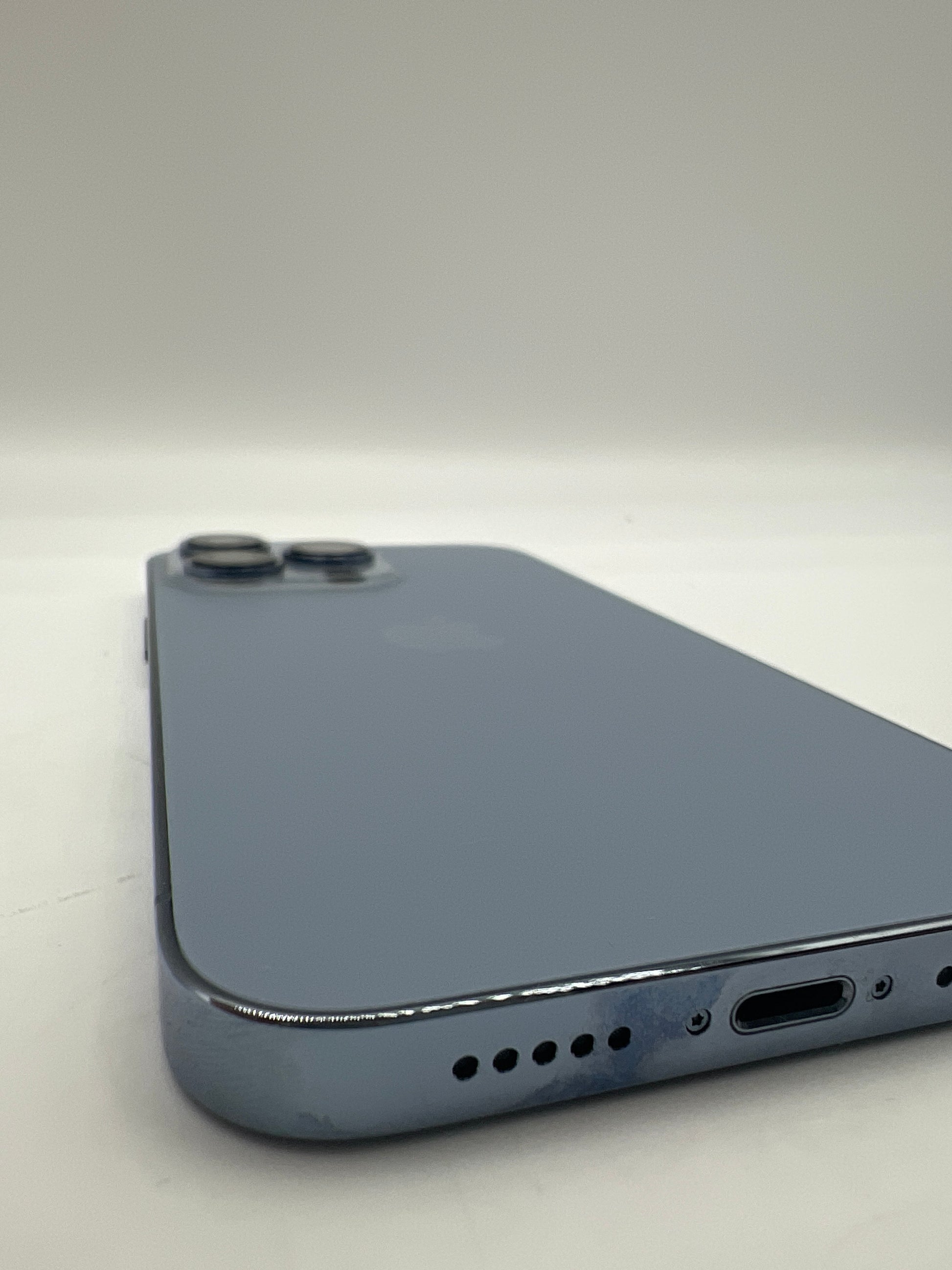Apple iPhone 13 Pro 256GB Sierra Blue - Unlocked (Renewed Premium)