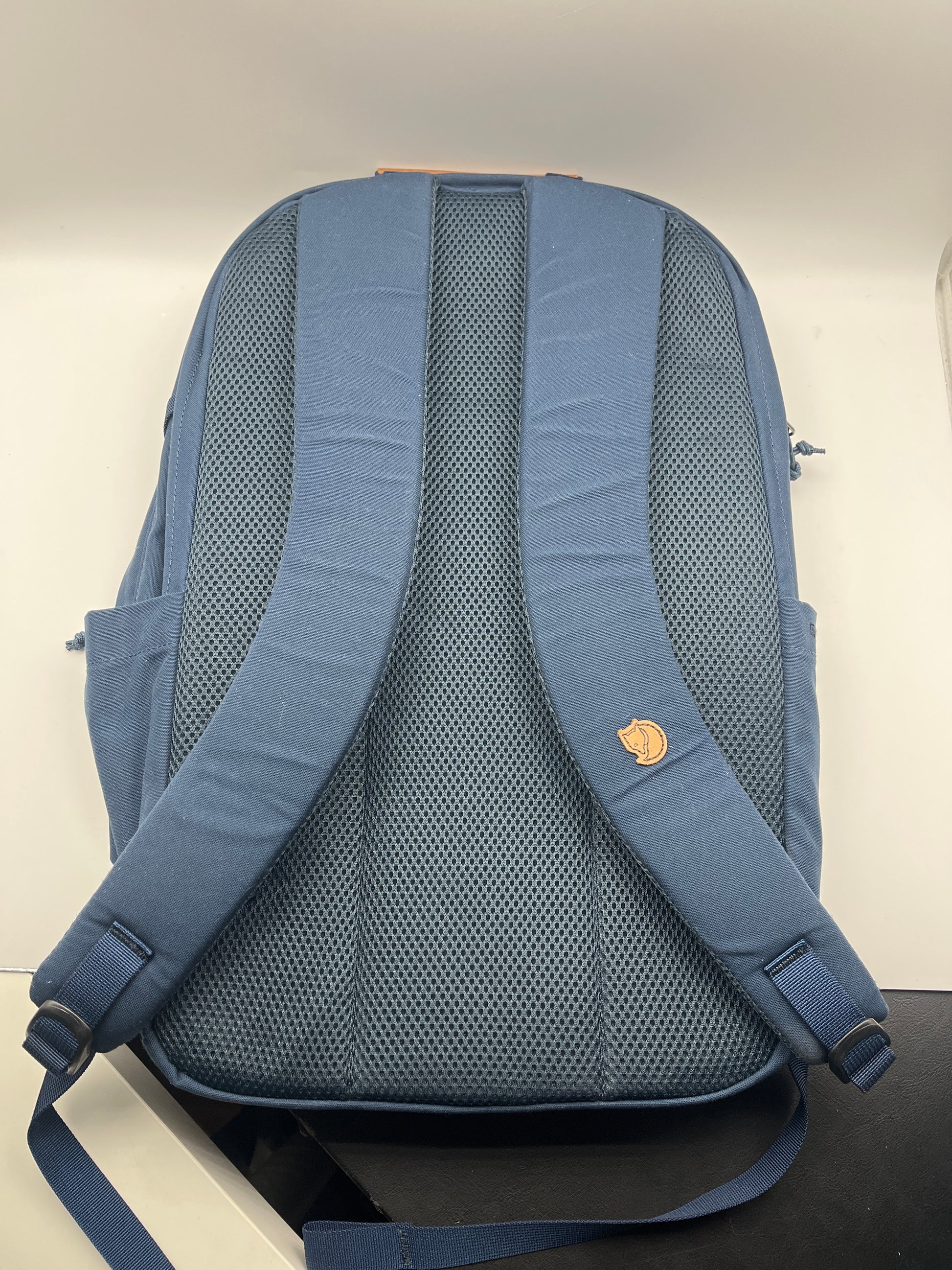 Fjallraven Raven 28 Navy Backpack