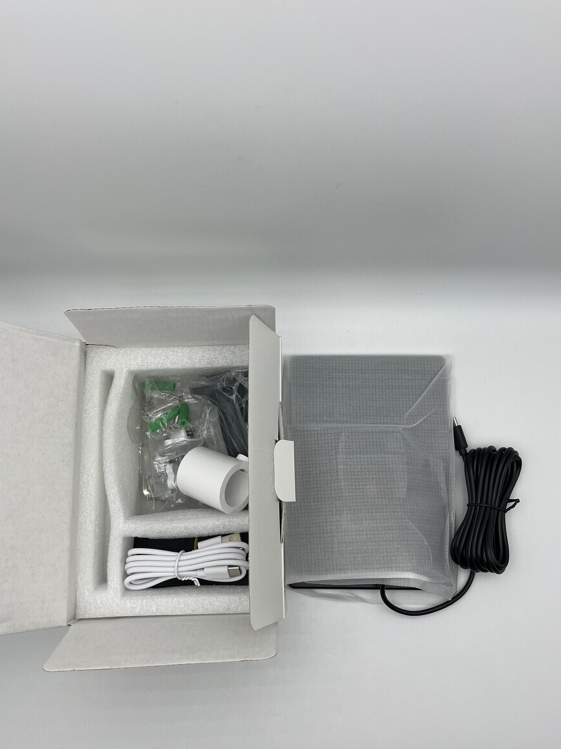 Bird Feeder with 2K HD Camera and AI Bird Identification