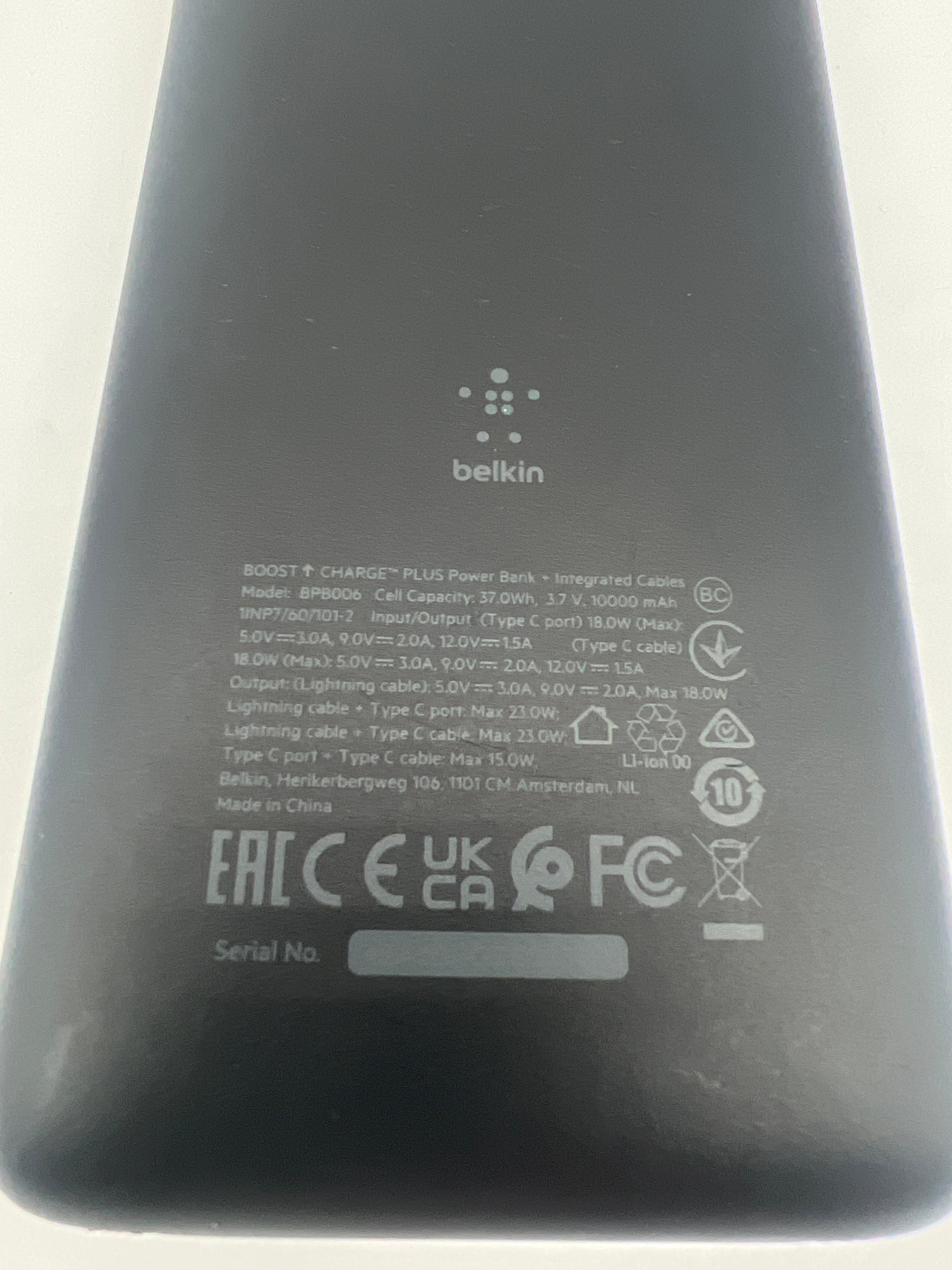 Belkin Portable Charger 10000 mAh 23W with Integrated Lightning & USB-C Cables