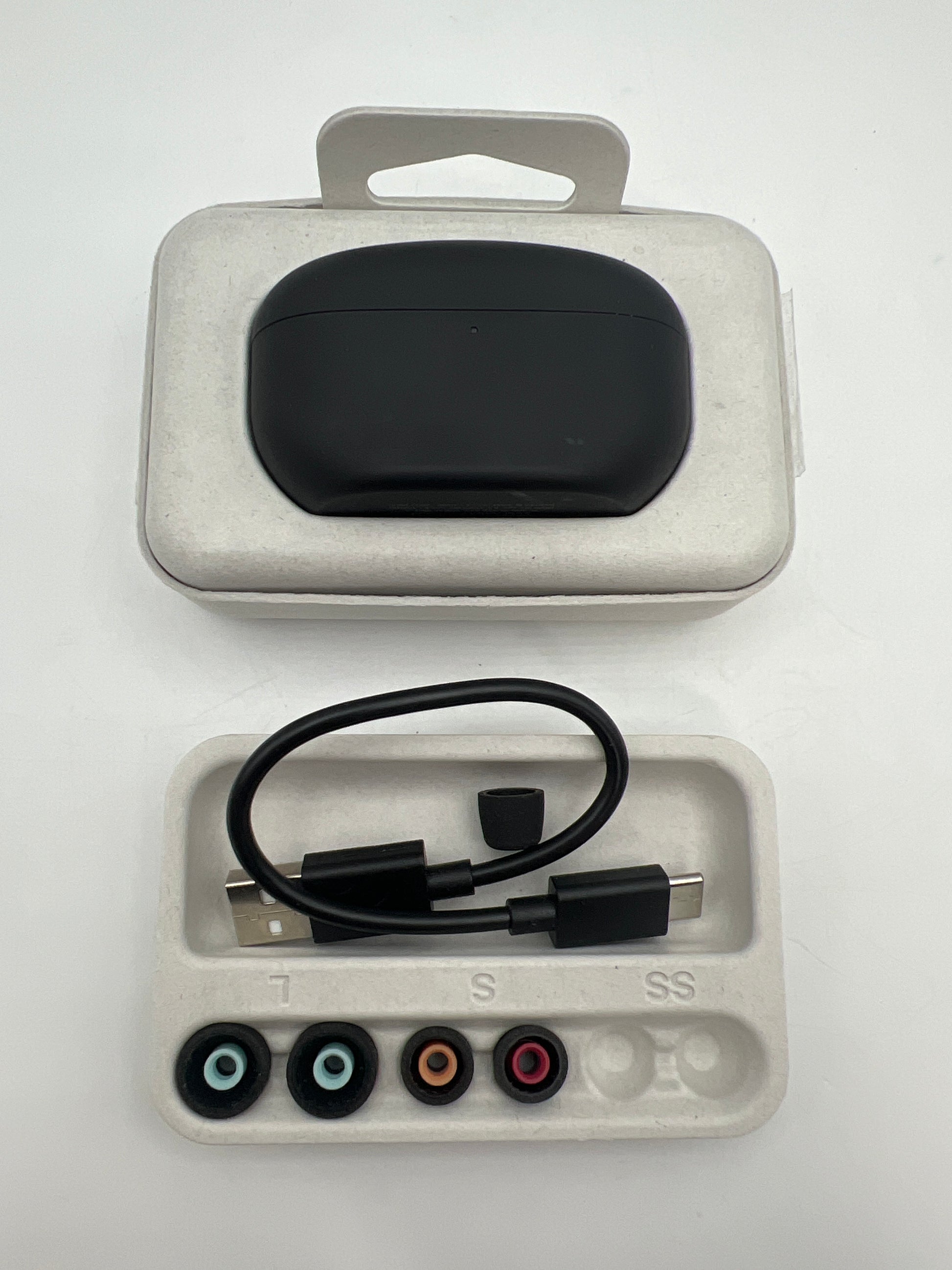 Sony WF-1000XM5 earbuds