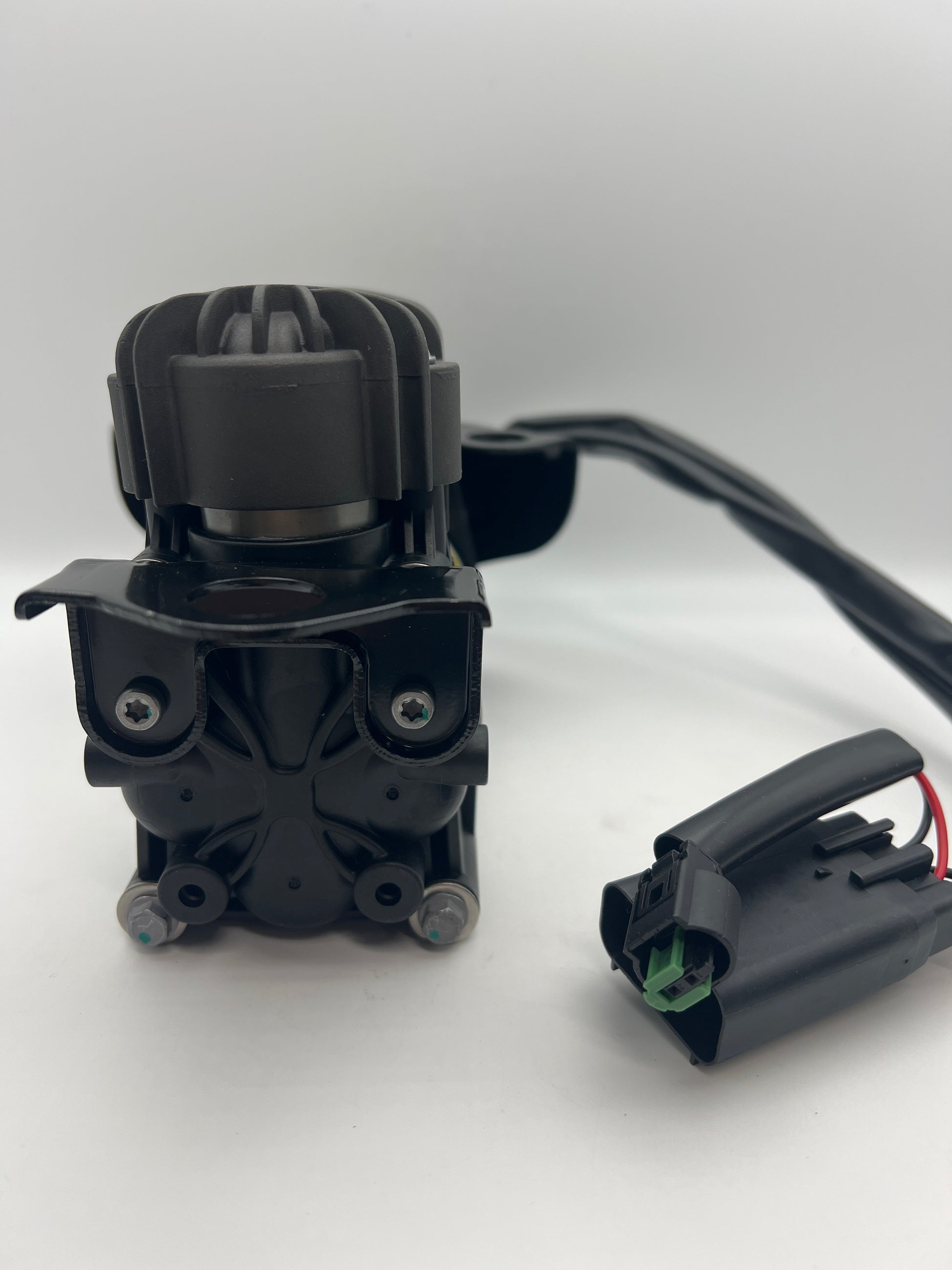 BDFHYK Air Suspension Compressor for Jeep Grand Cherokee 2011-2022