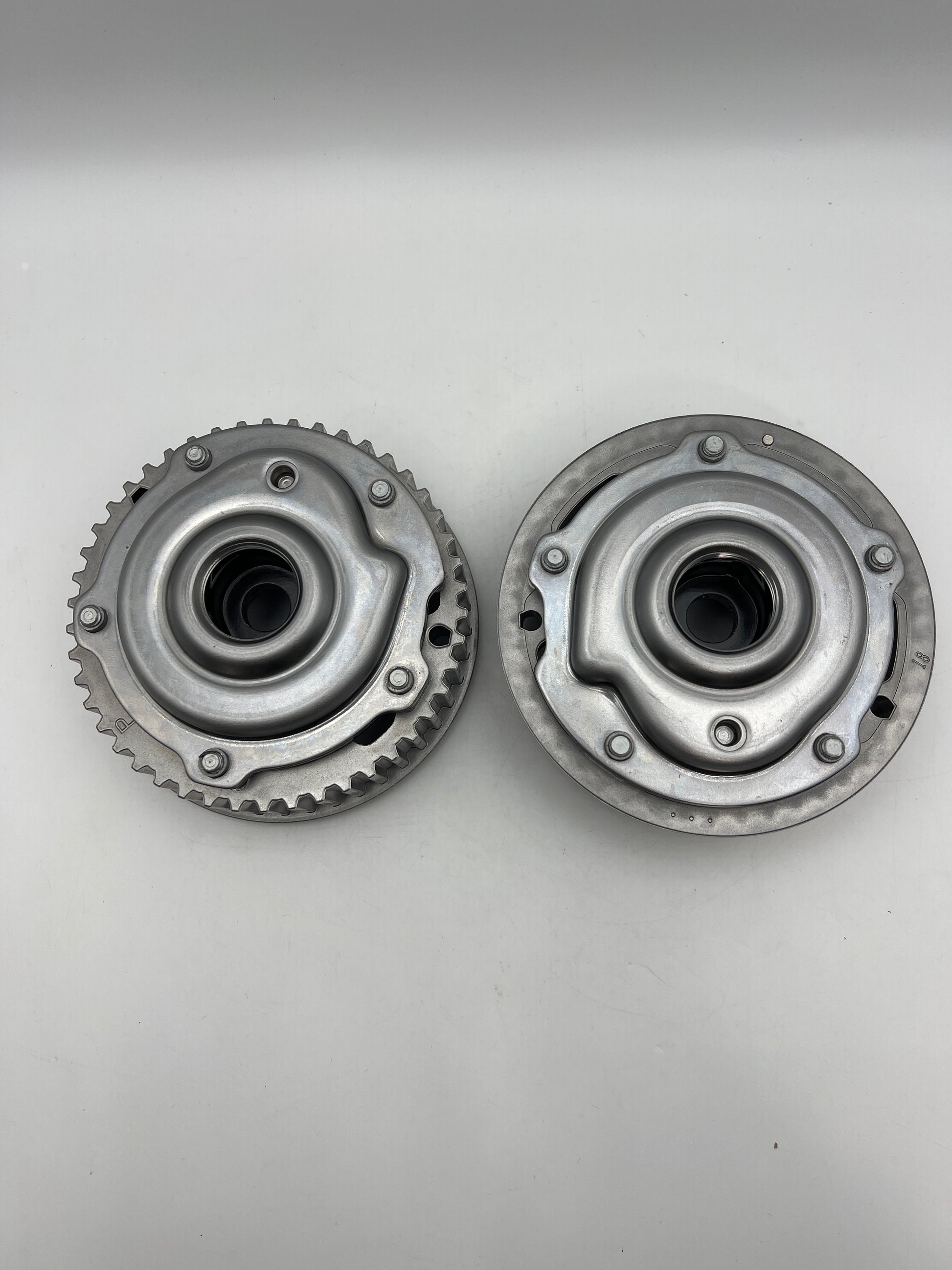 JDMON Engine Timing Camshaft VVT Gear Cam Phaser for Pontiac G3