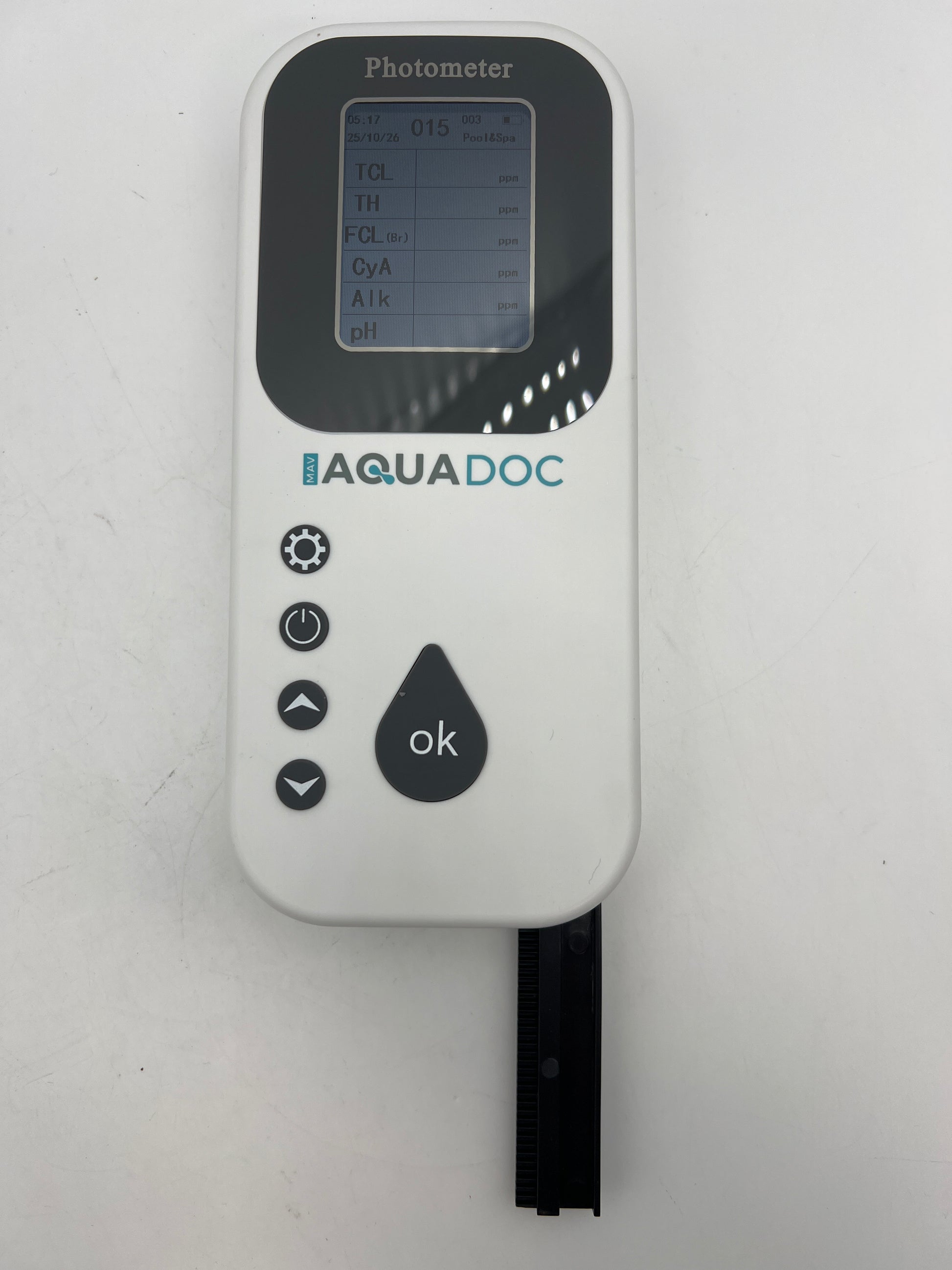 Water Analyzer and Test Strips