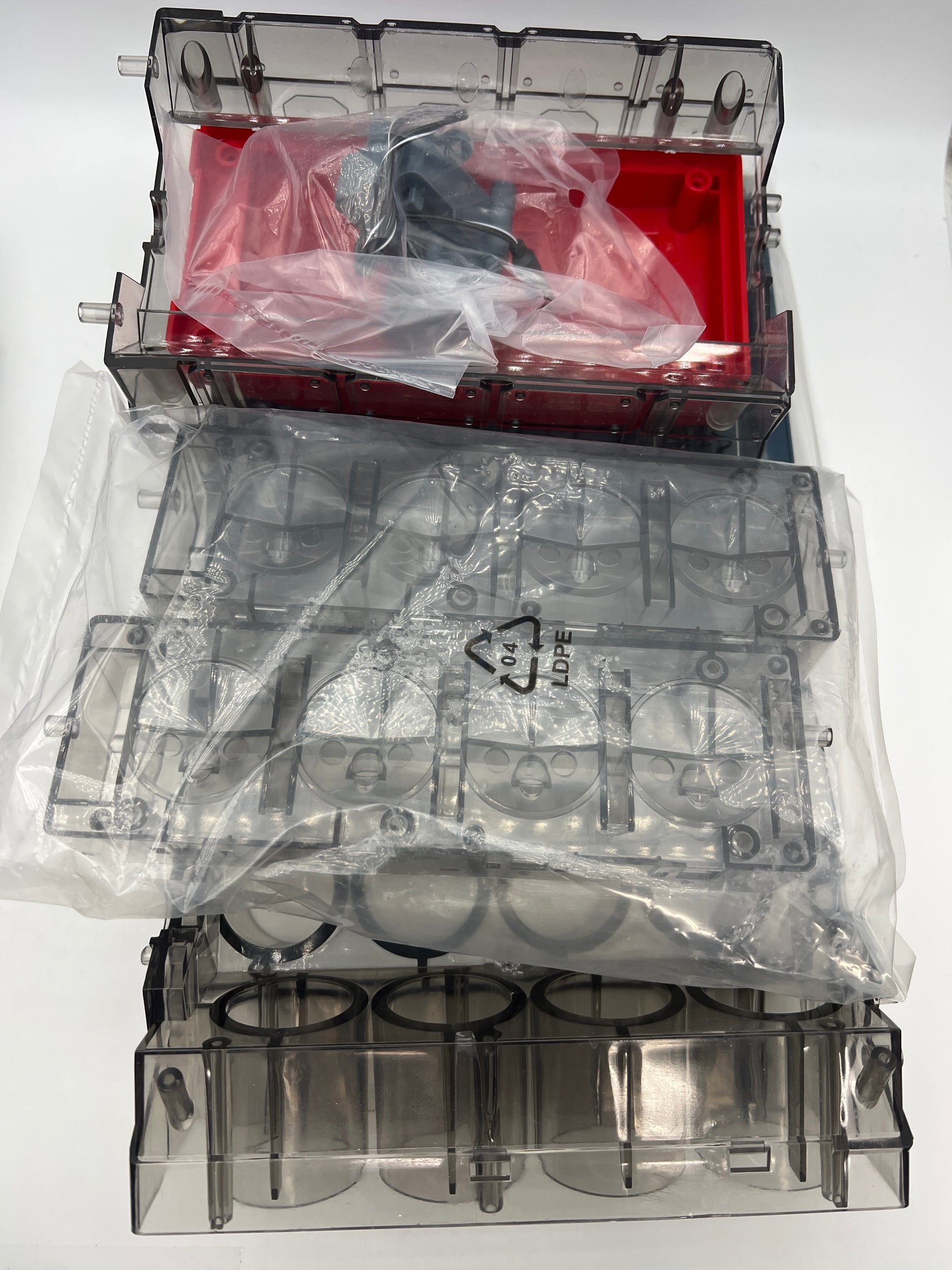 Playz V8 Engine Model Kit components