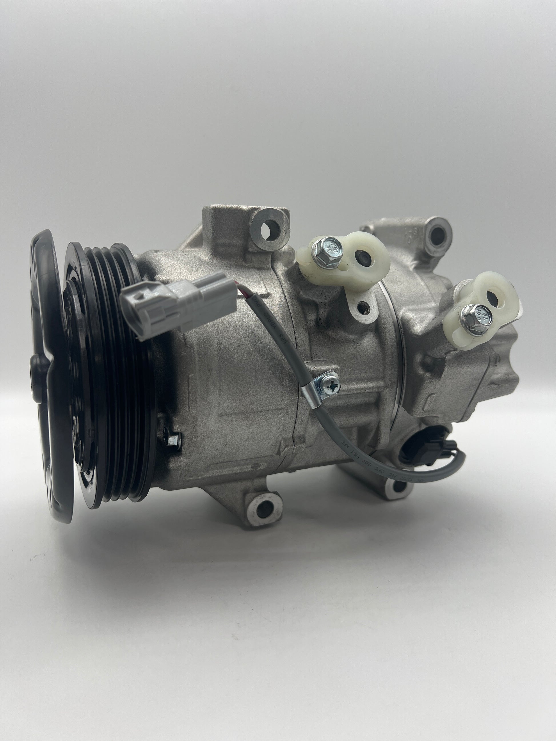 NewYall A/C Compressor with Clutch for Toyota Yaris 1.5L 2007-2012