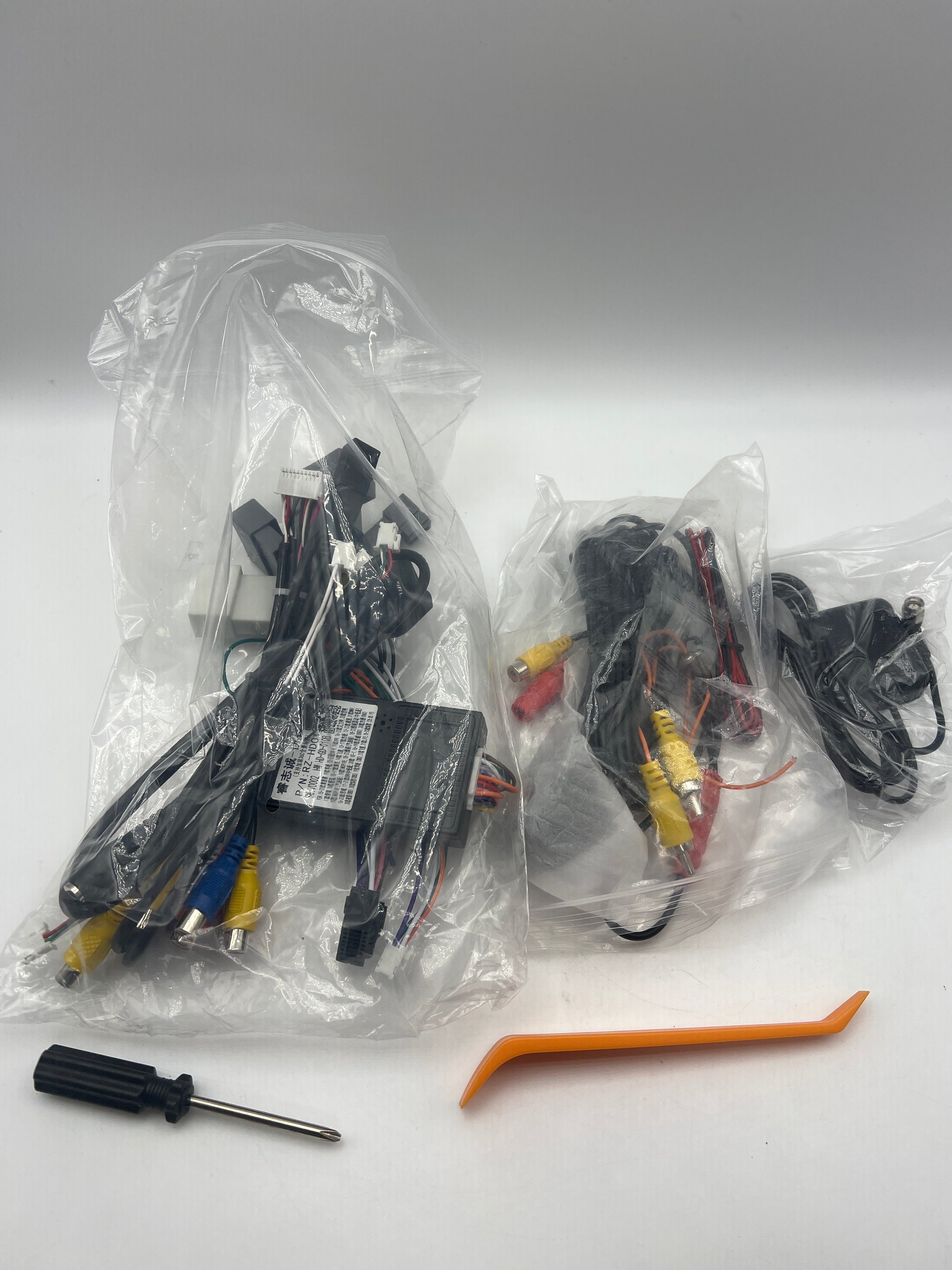 8 Core 4+64GB Car Stereo with Bluetooth and FM RDS