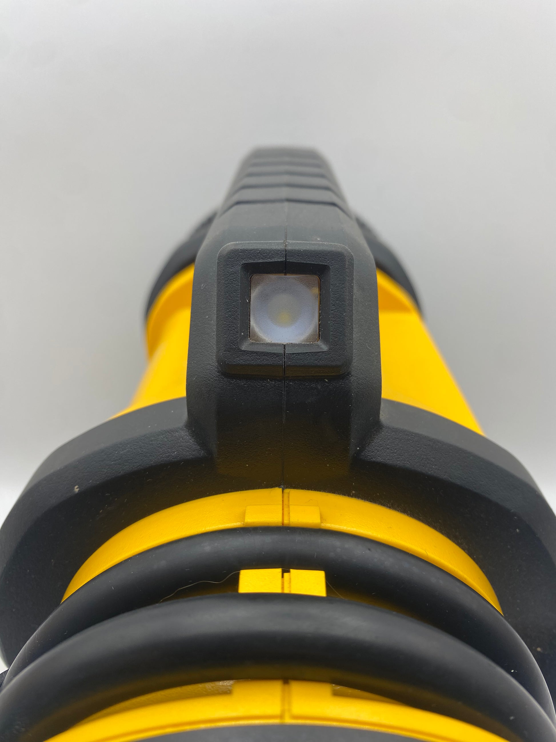 DEWALT 20V MAX Tire Inflator