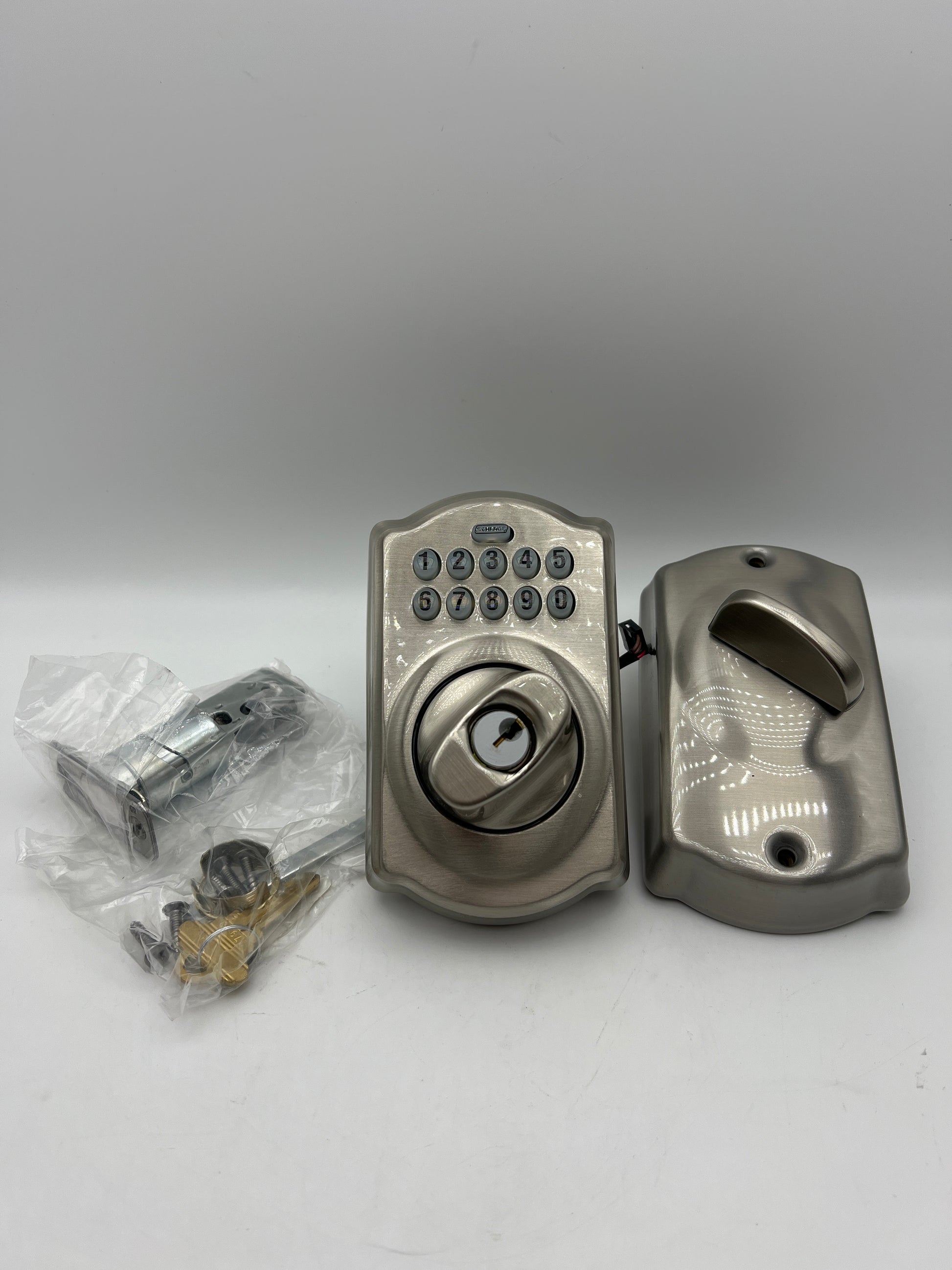 Schlage BE365 V CAM 619 Camelot Keypad Deadbolt
