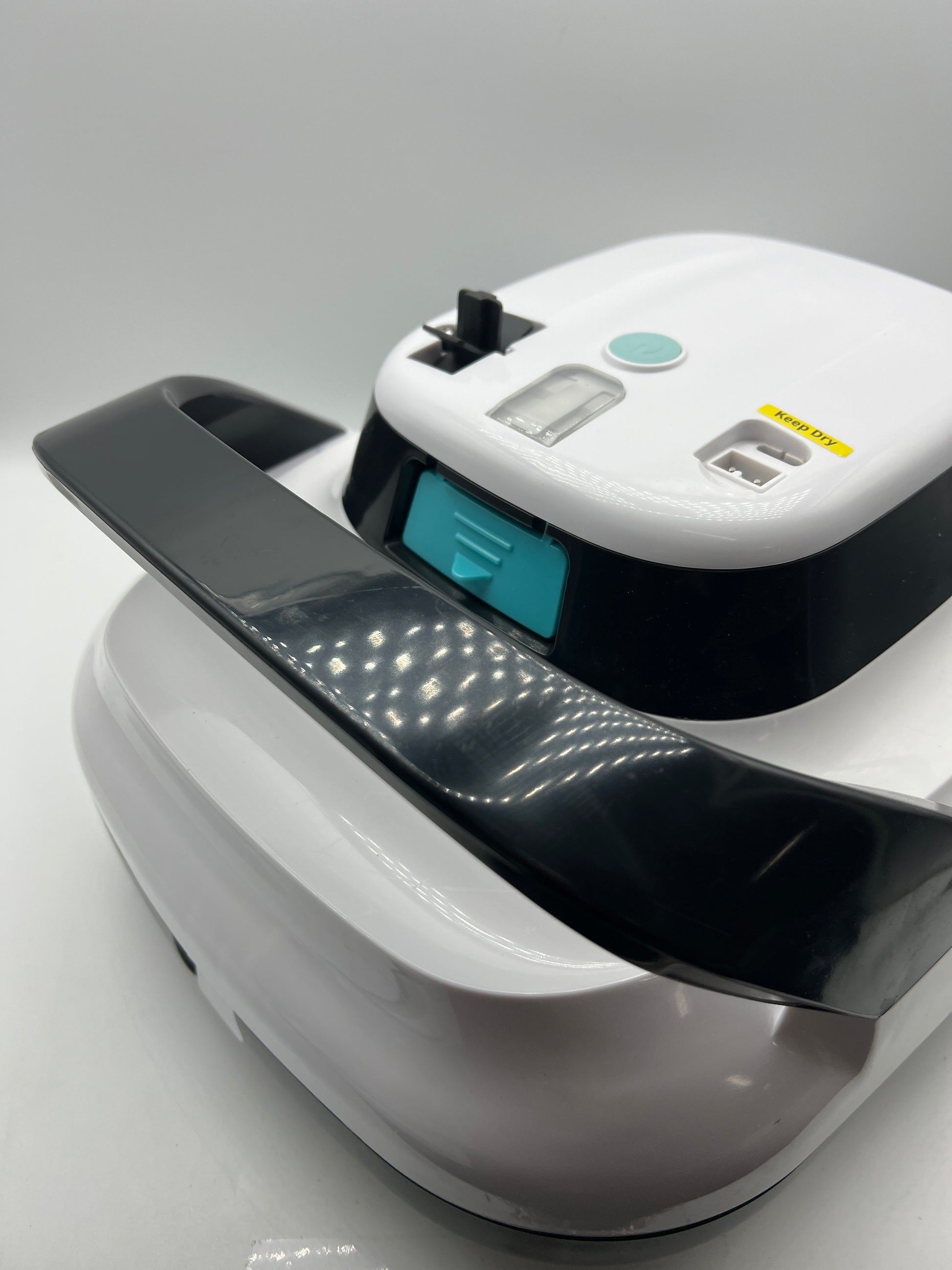 Self-Parking Pool Cleaner