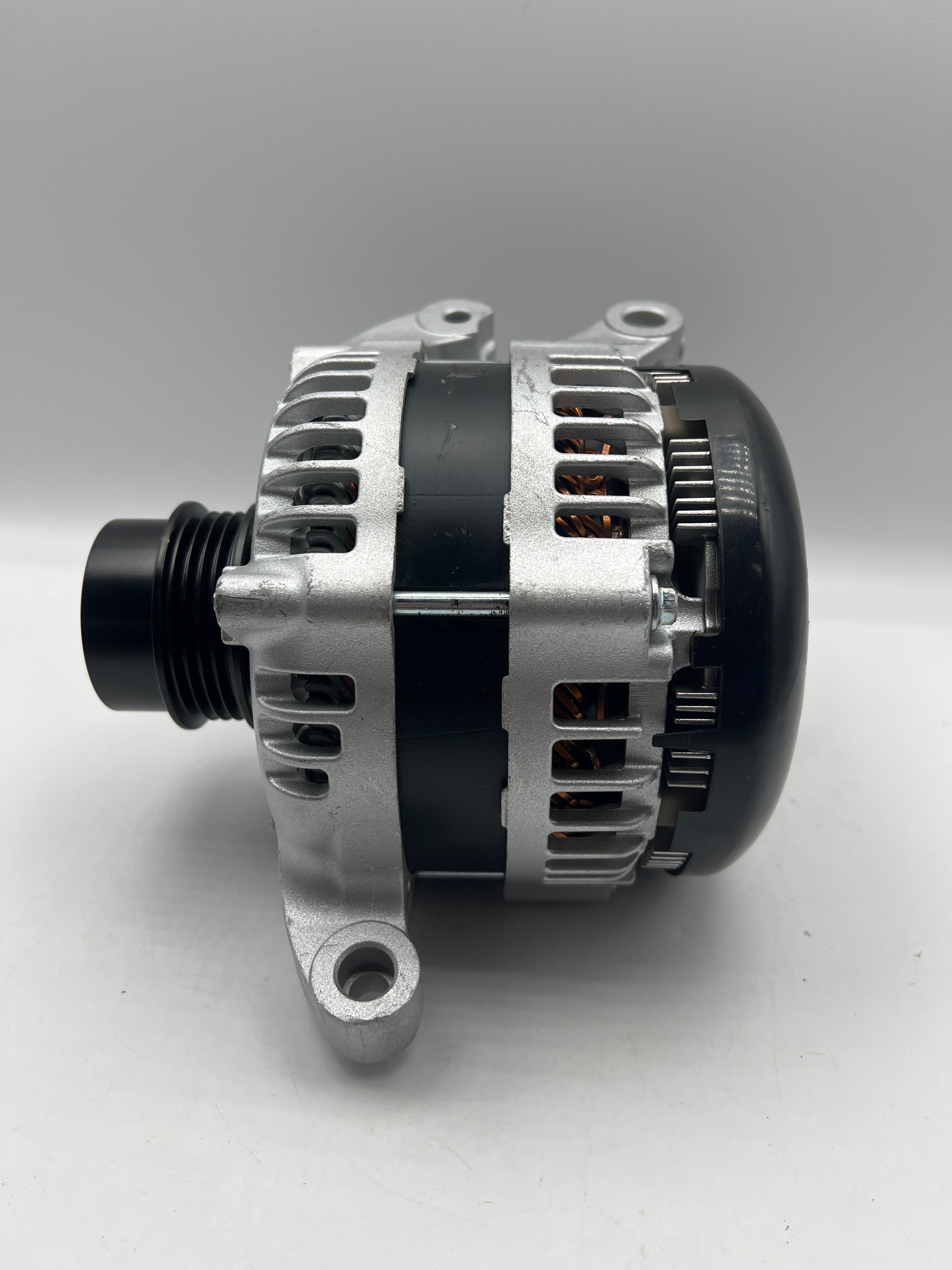 NewYall 12V 175A Alternator for Ford and Lincoln Vehicles
