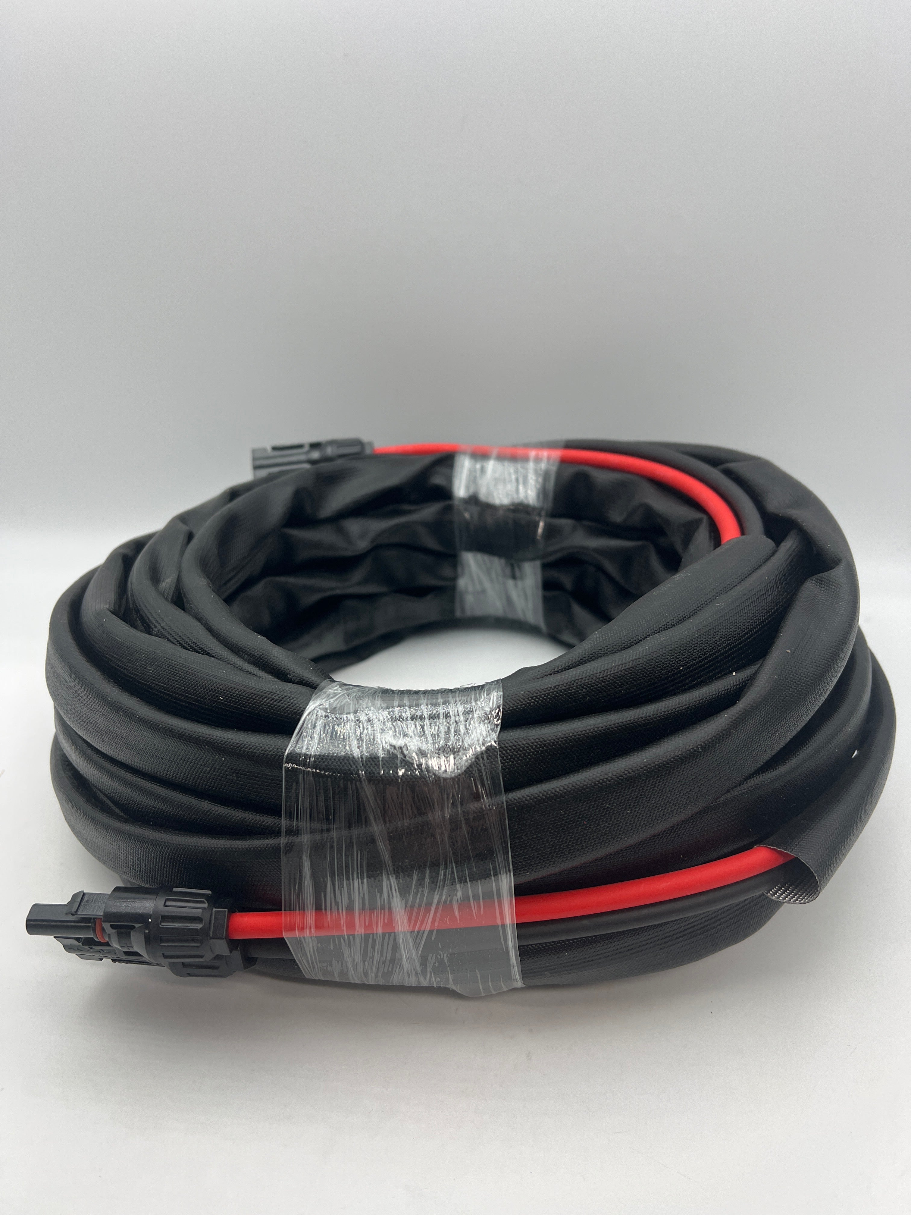 Solar Wire with Tool-Free Connectors