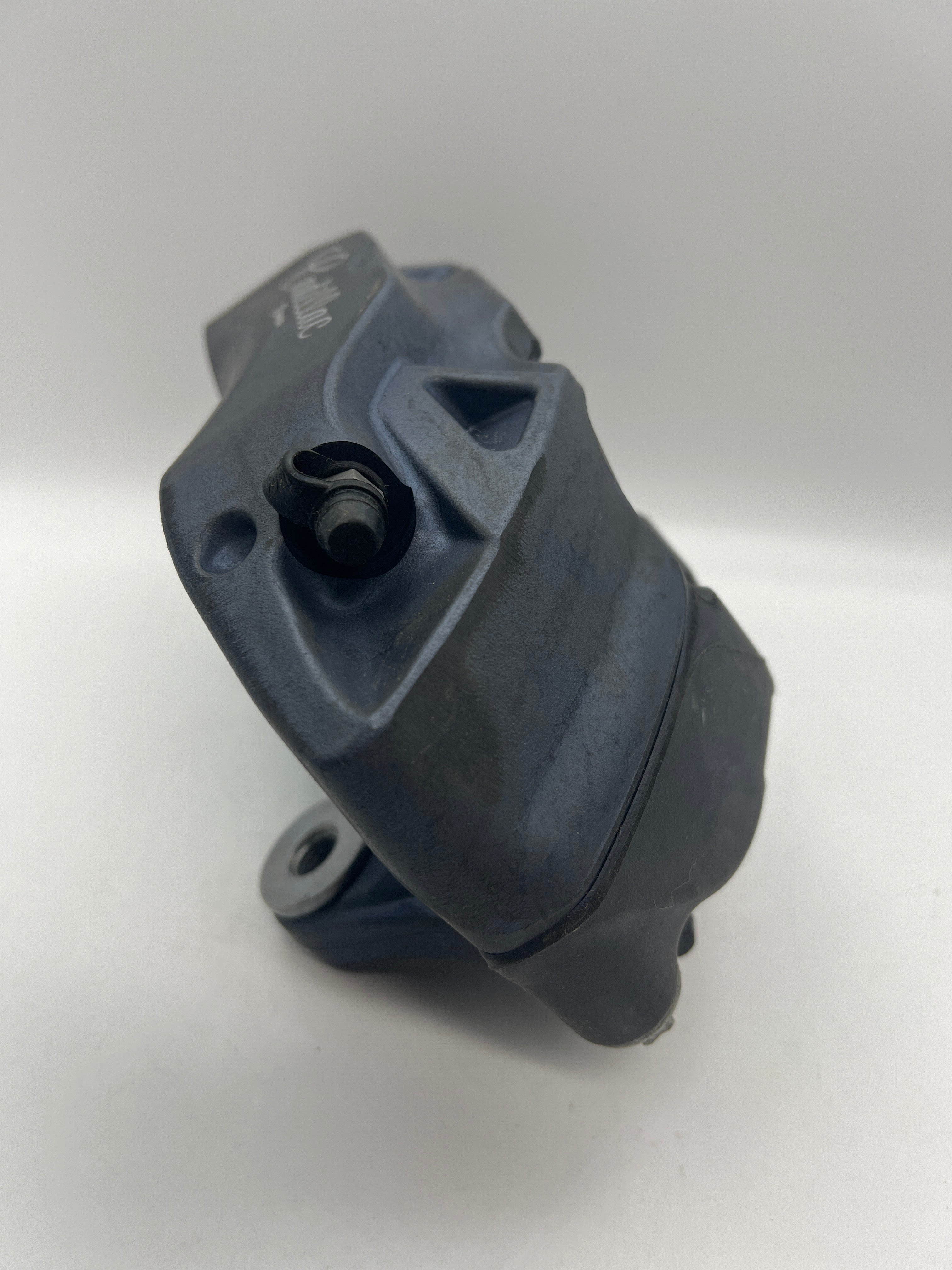 GM Parts 84544155 Front Passenger Side Disc Brake Caliper without Pads and Bracket