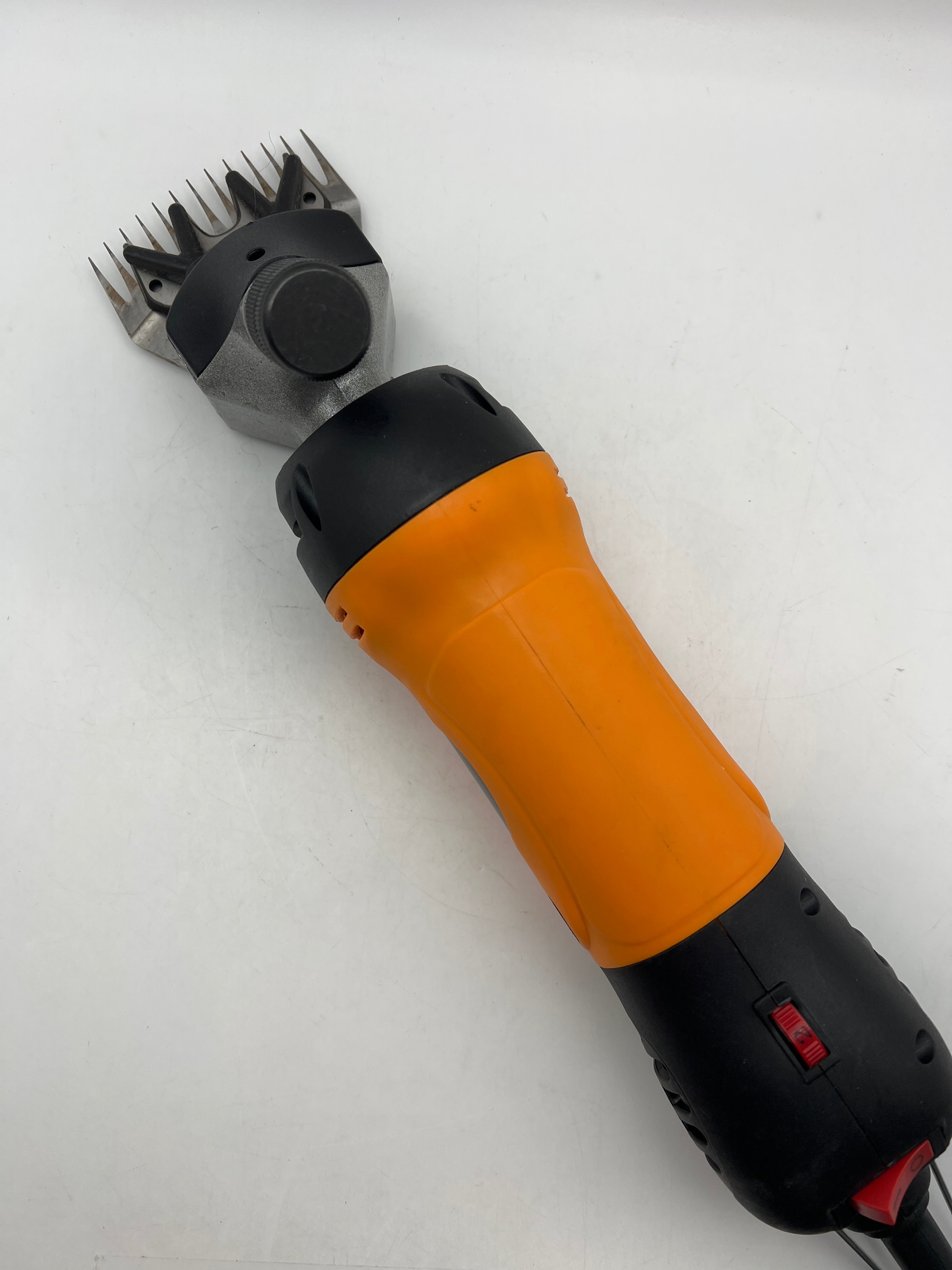 BEETRO 500W 6-Speed Animal Grooming Clippers