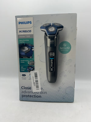 Philips Norelco Shaver 7300