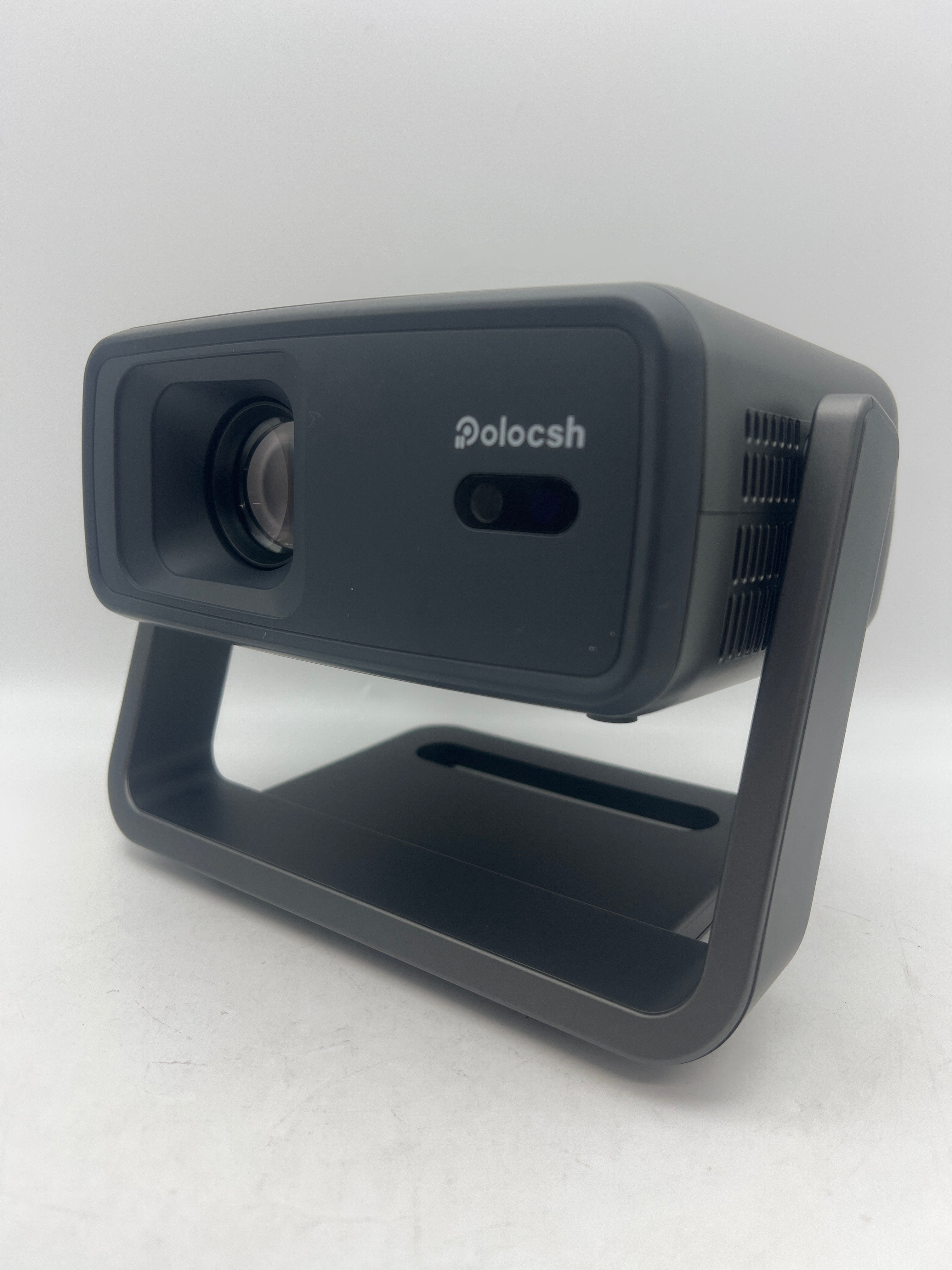 Polocsh 4K Projector with remote