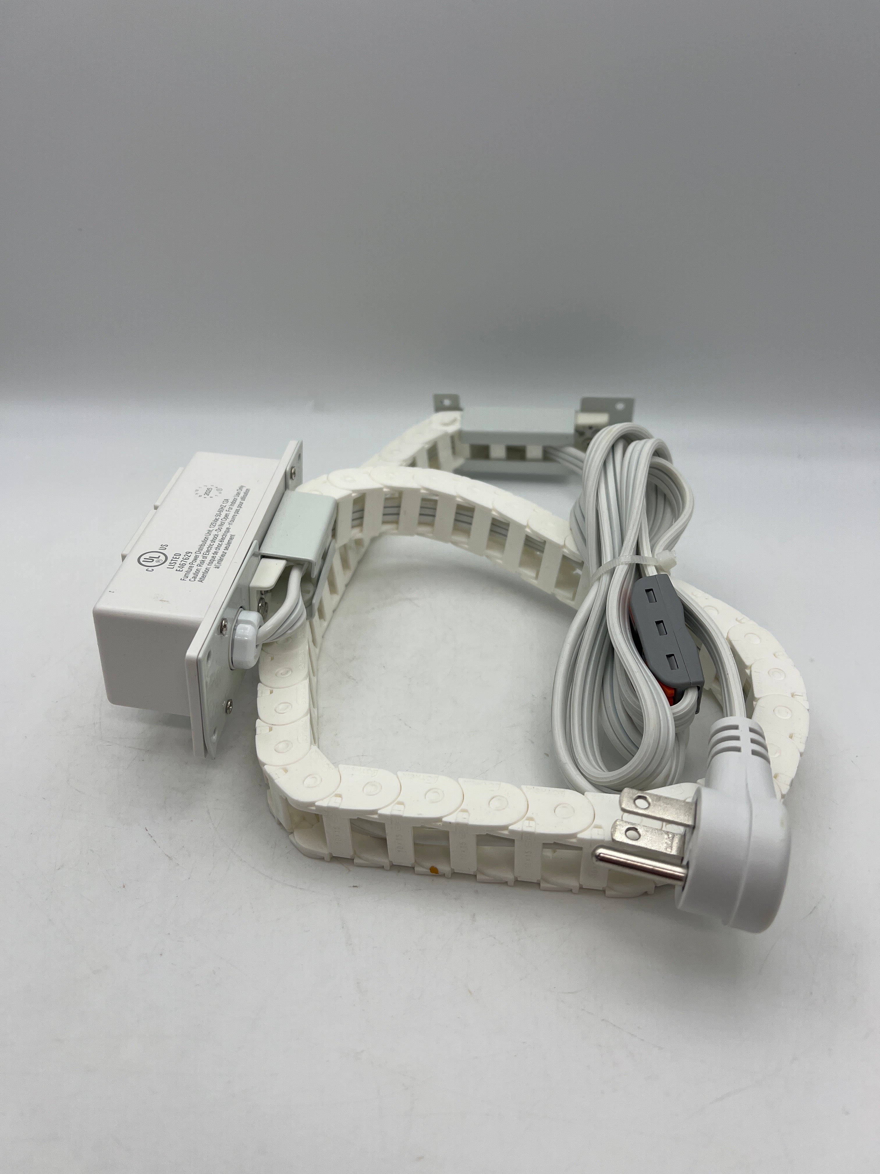 adjustable chain in-drawer outlet