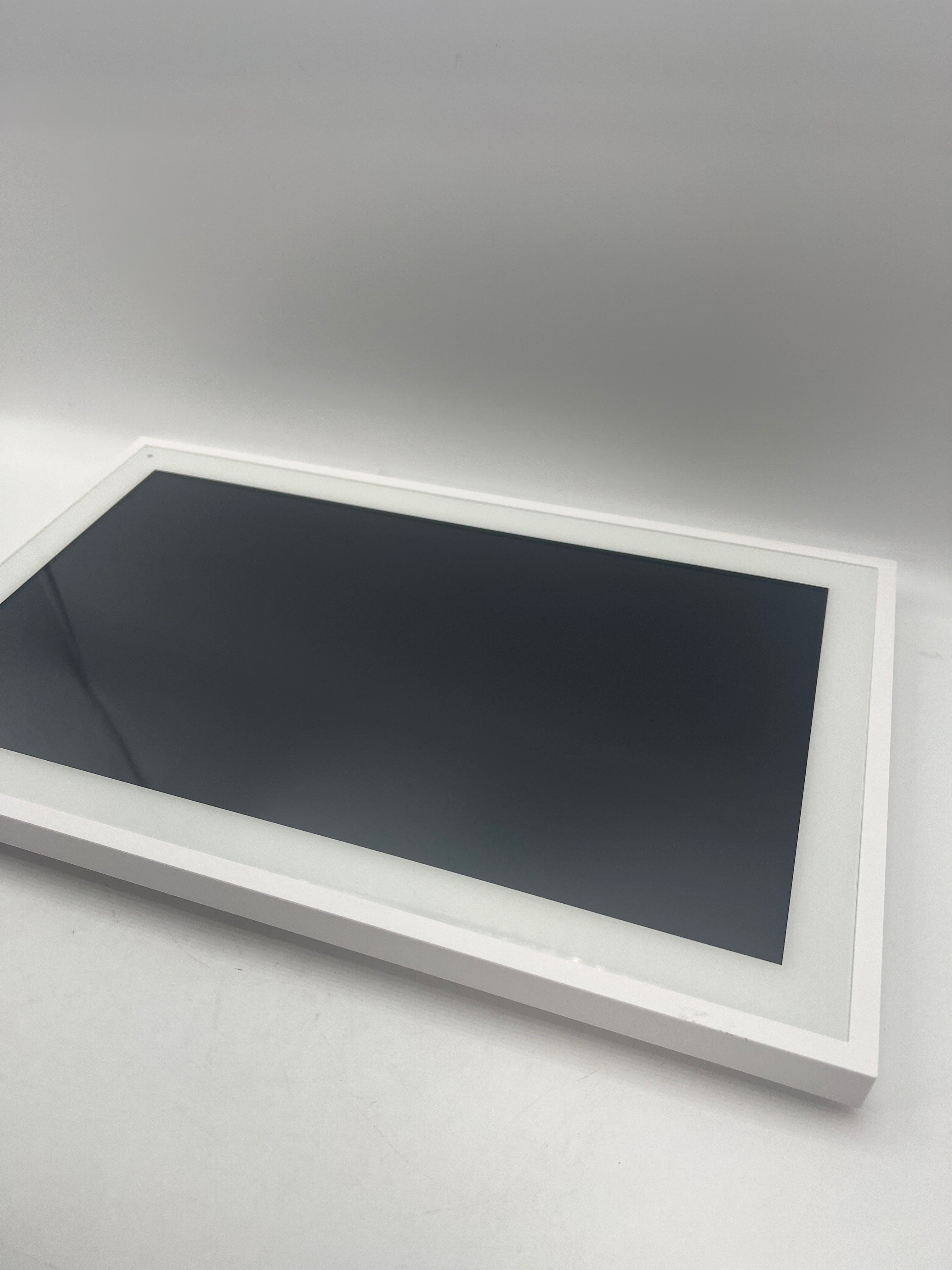 Skyzoo Digital Calendar wall-mounted