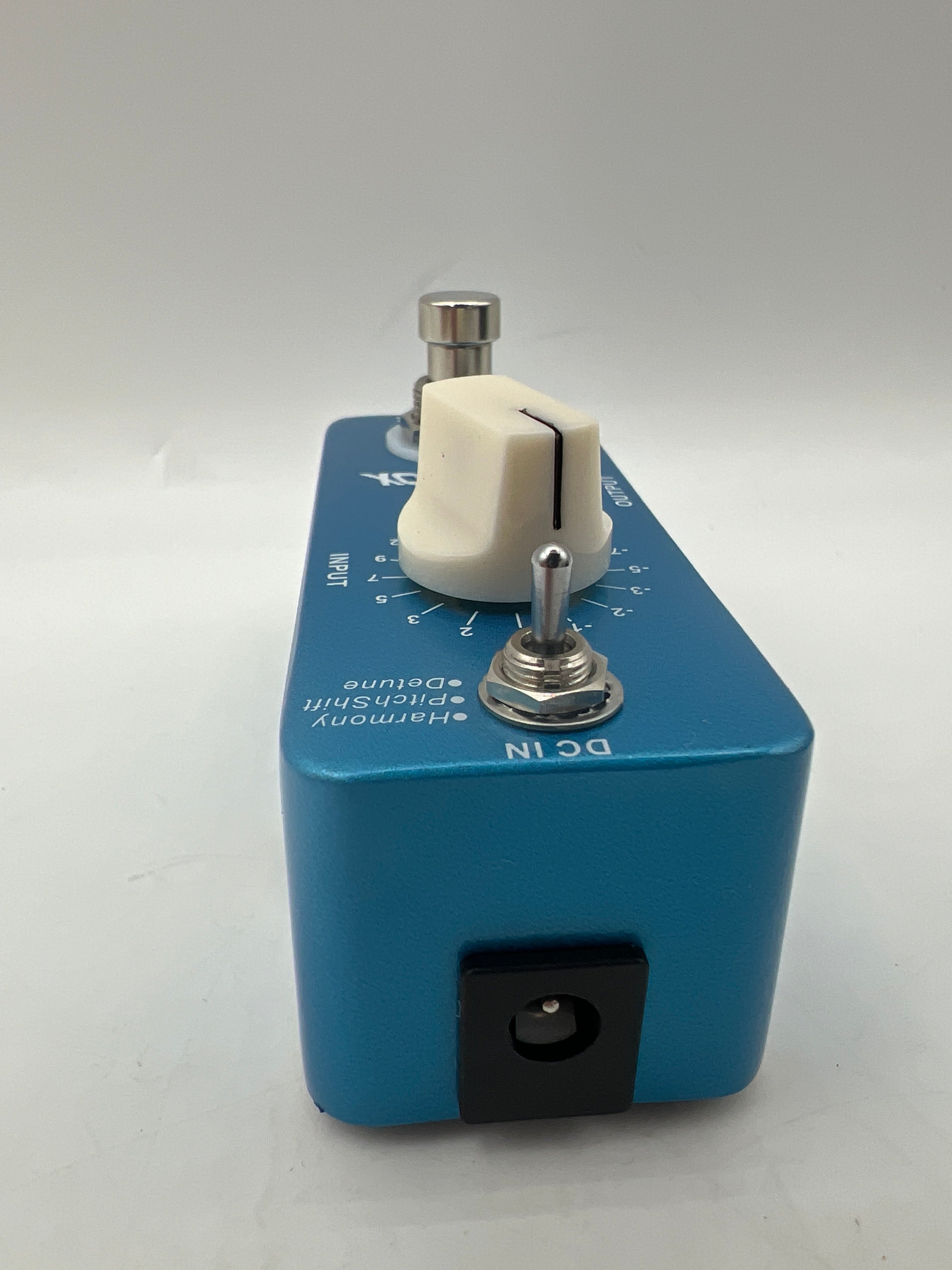 Mooer Pitch Box MPS1 Pedal Front View