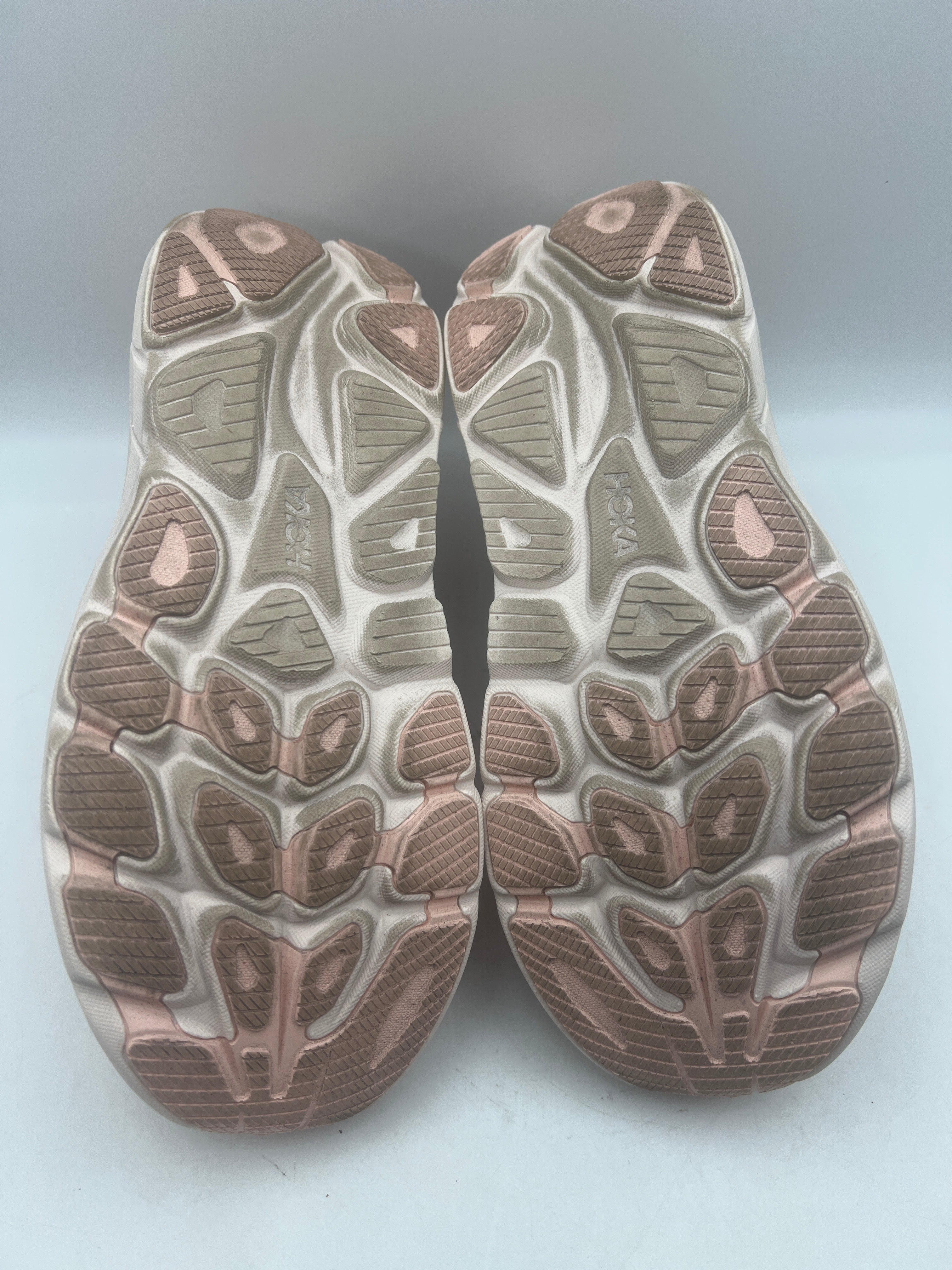 Hoka Women's Clifton 10 Sneaker