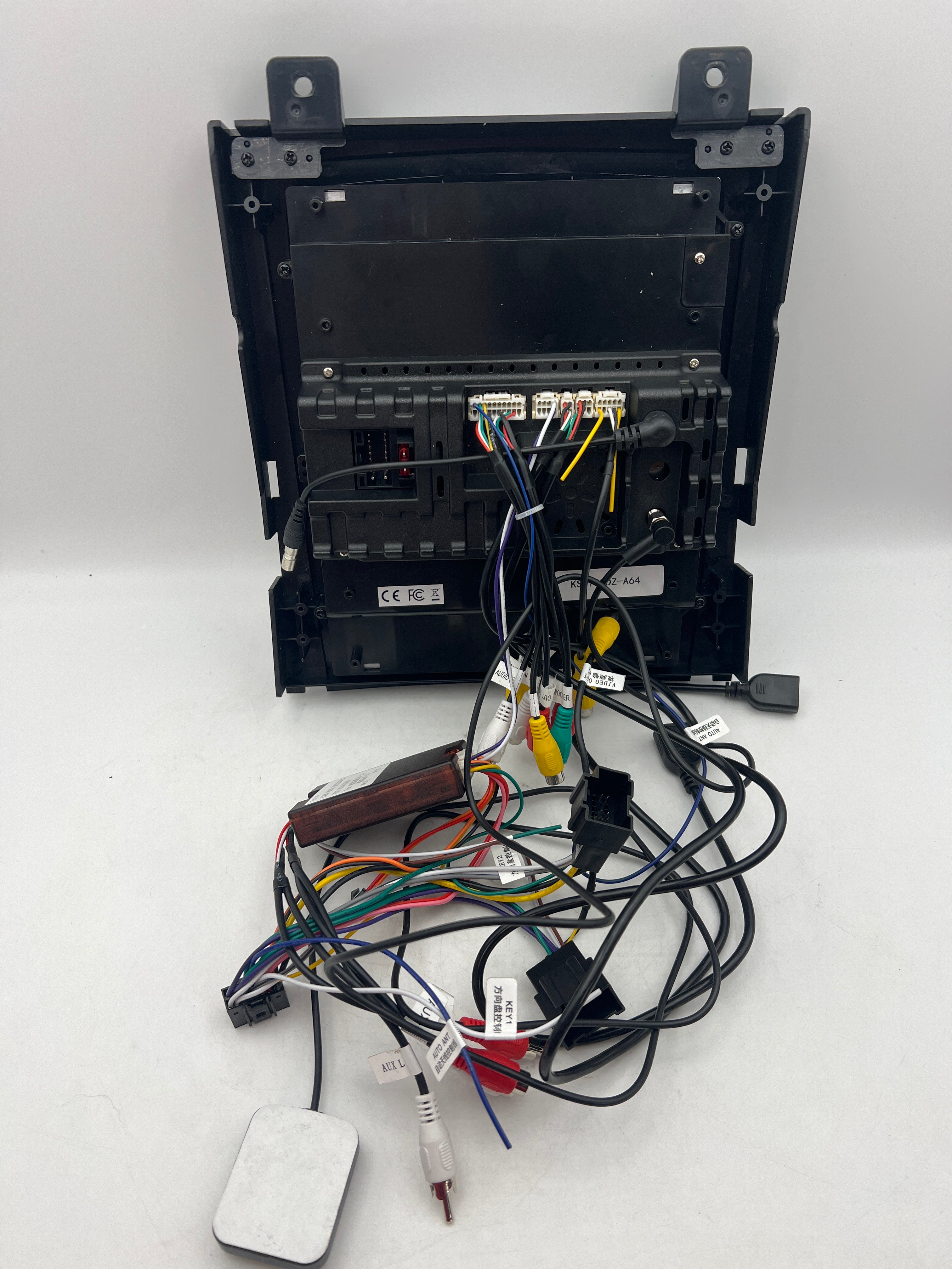 2G+64G Android car stereo with Bluetooth and SWC for Cadillac Escalade