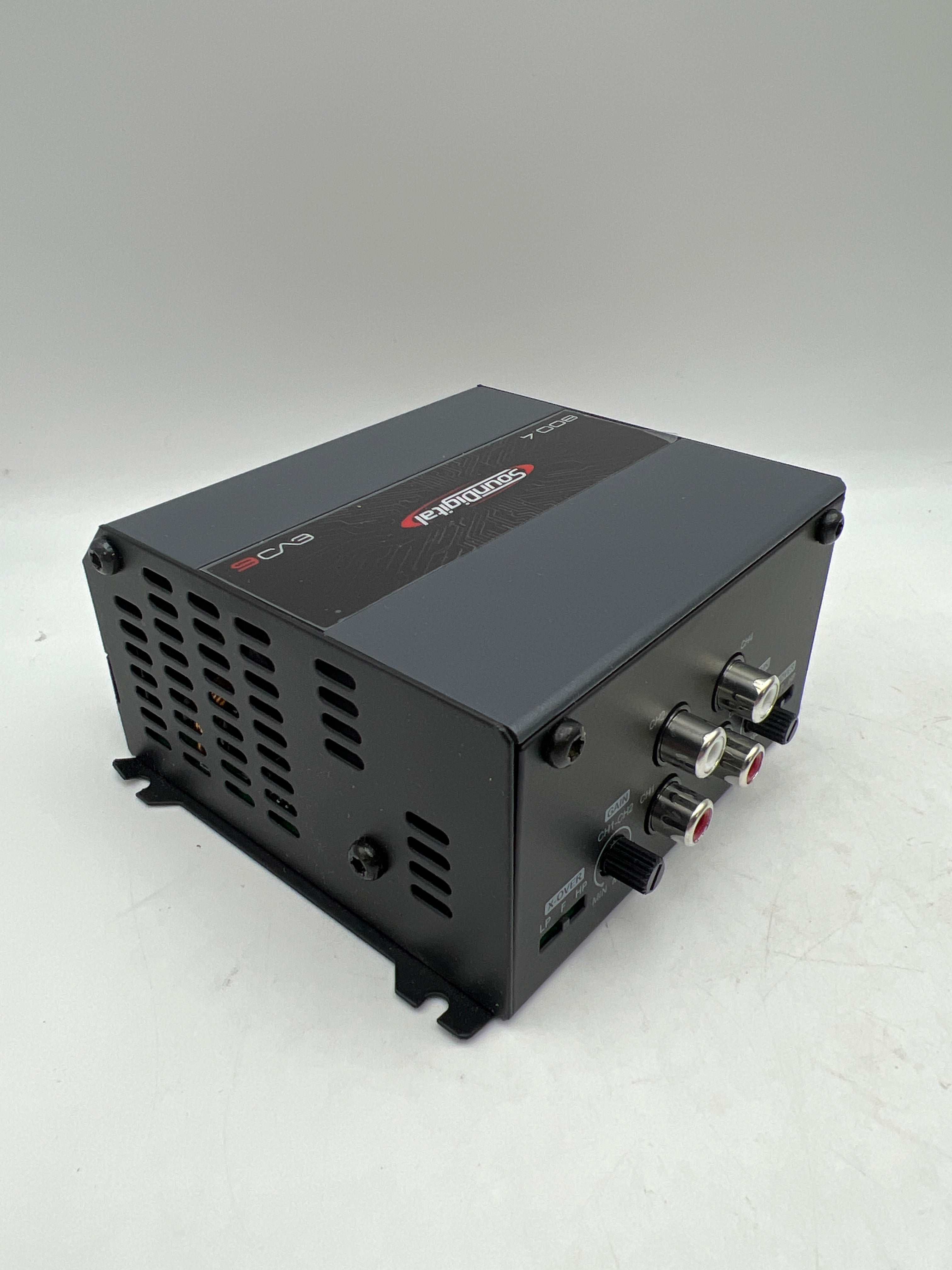 SounDigital Car Full Range Amplifier 800 - 4 Channels 800 Watts RMS 4 Ohm - Compact Size - Professional Quality