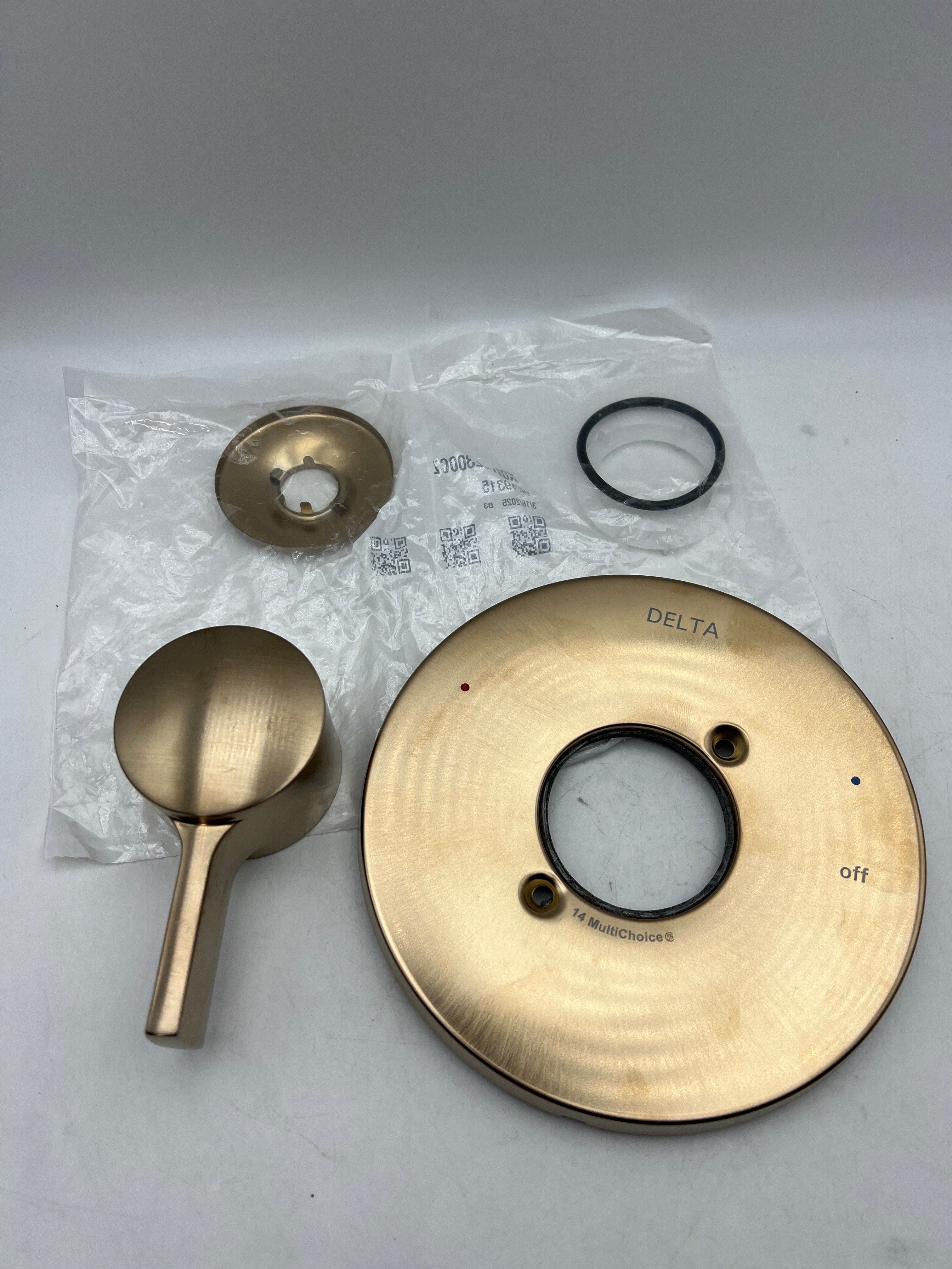 Delta Faucet Albion 14 Series Single-Handle Shower Faucet