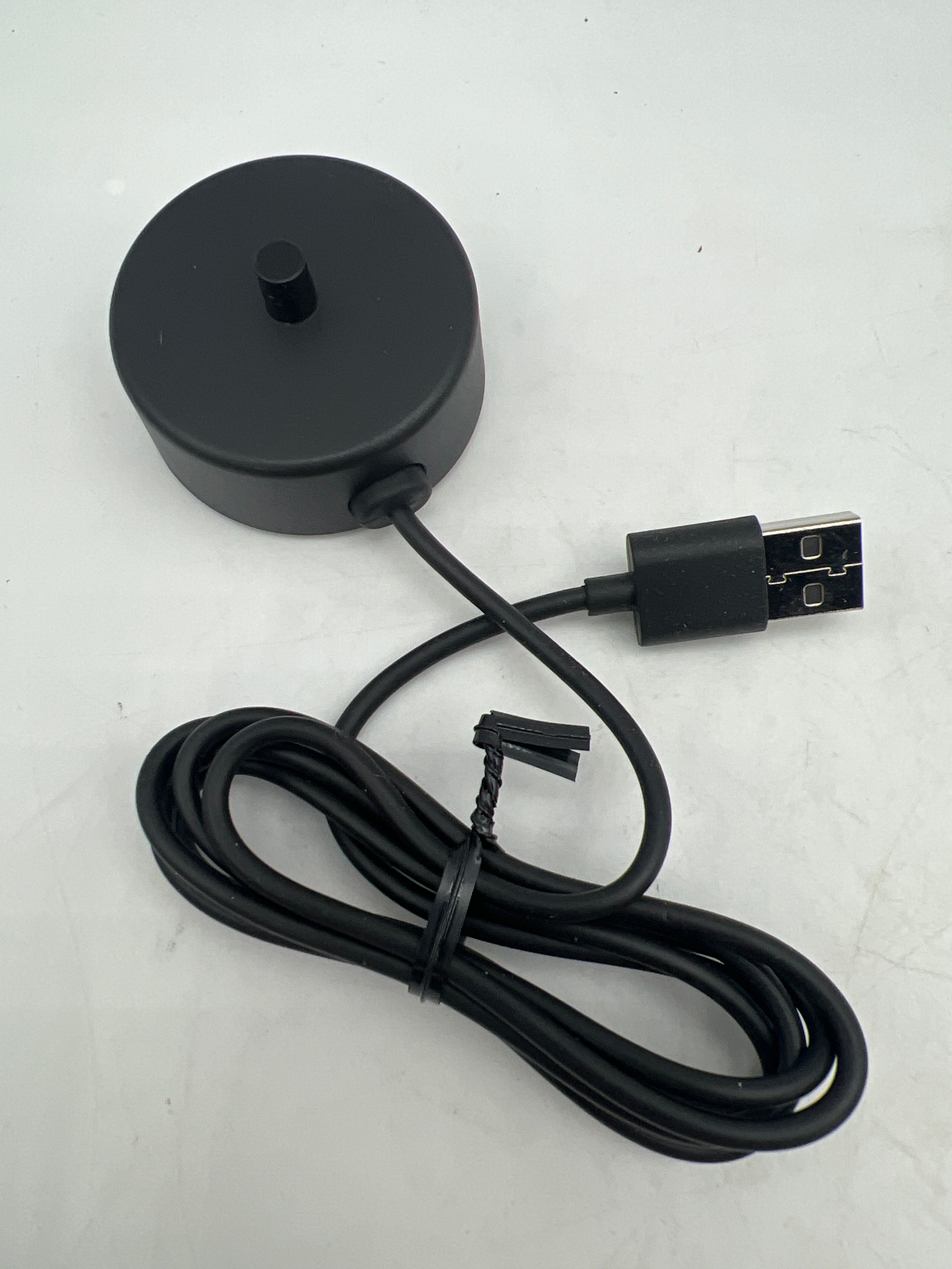 Black Model HX3681/24