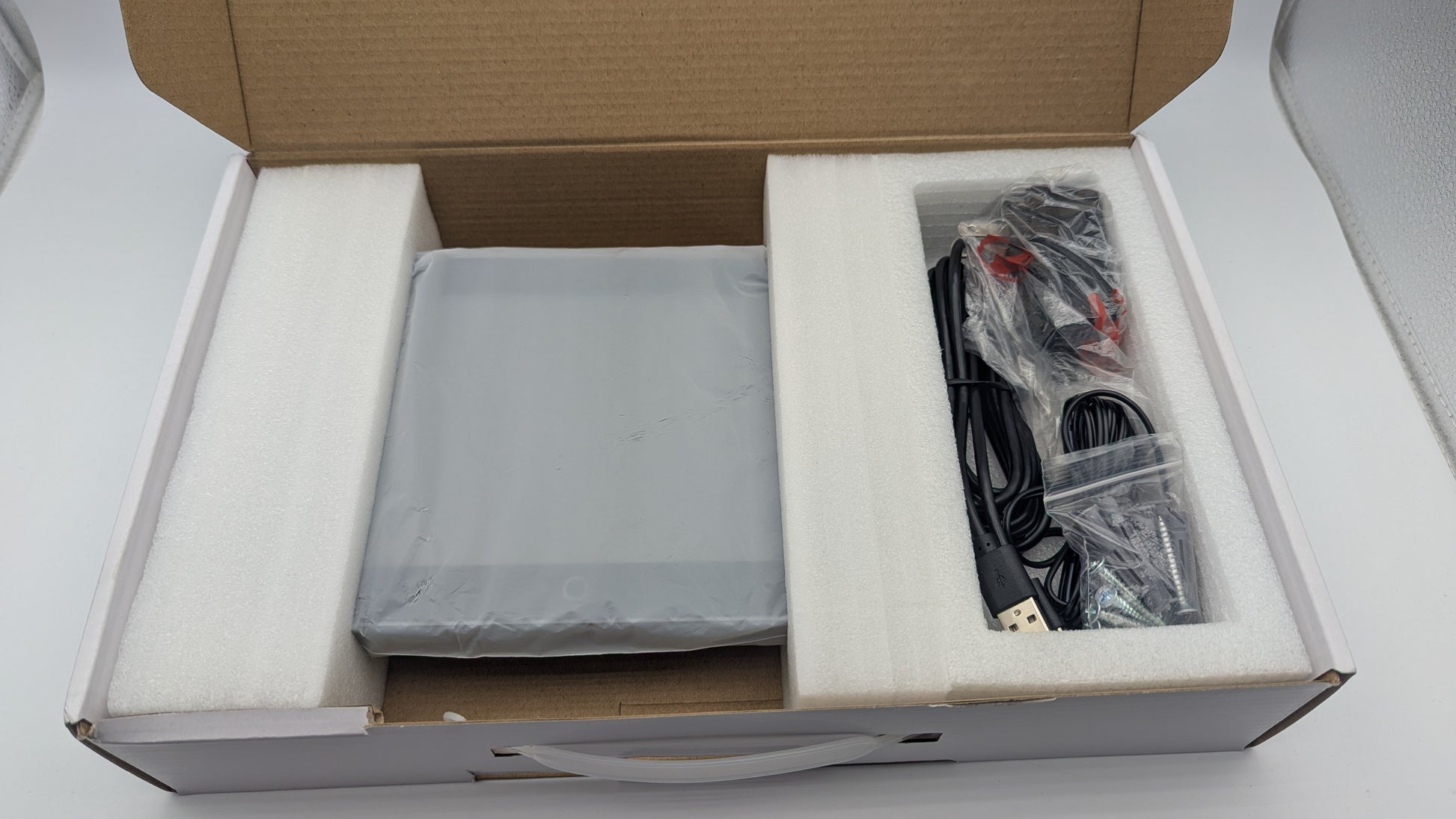 PoE Texas 8-Inch Touchscreen Scheduler