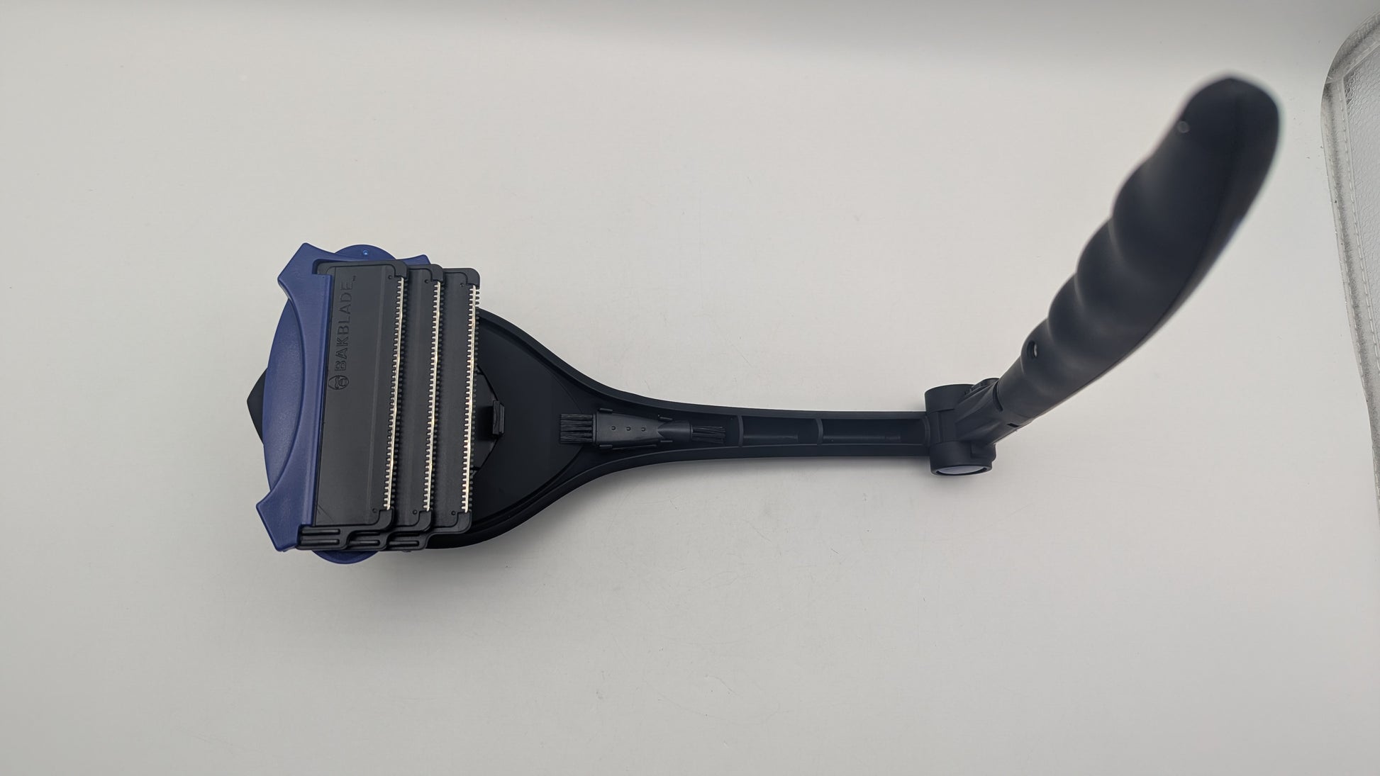 baKblade 3.0 Stealth Back Shaver