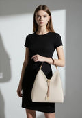 Aria Shoulder Bag in Black