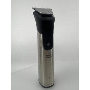 Philips Norelco Multigroom 7000 MG7910/49 19-Piece Trimmer Like New — photo 9