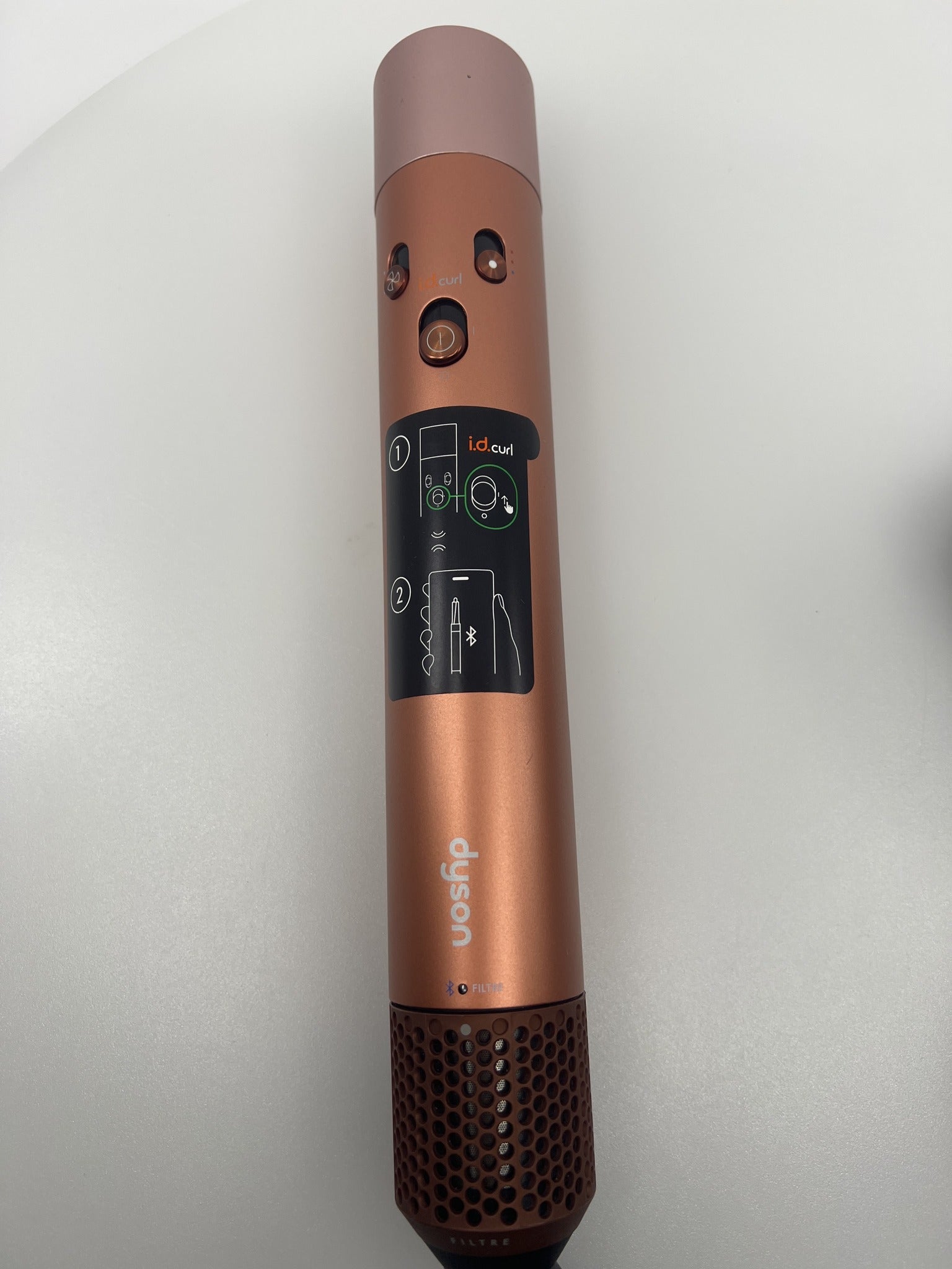 Dyson Airwrap i.d. handle close-up front